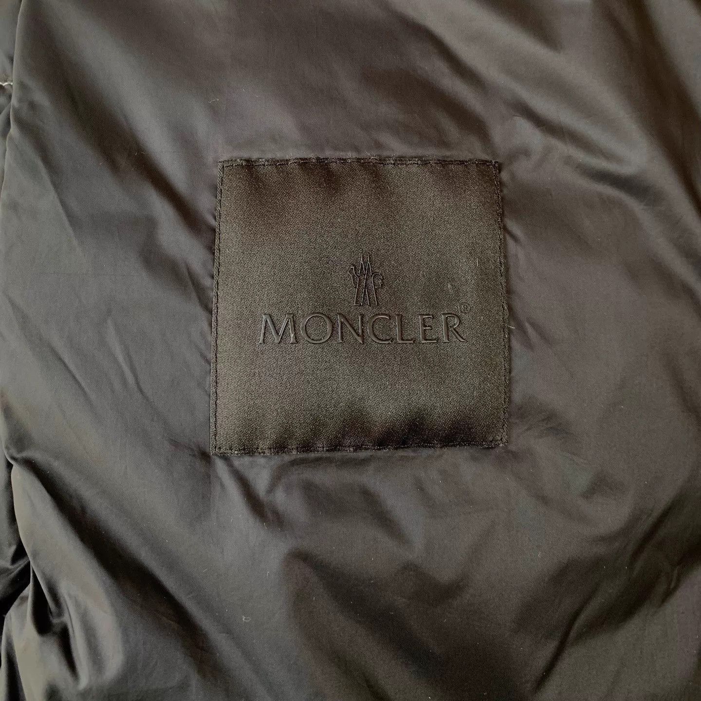Moncler White Quilted Hooded Jacket with Zip Closure Size US L / EU 52-54 / 3 - 2 Thumbnail