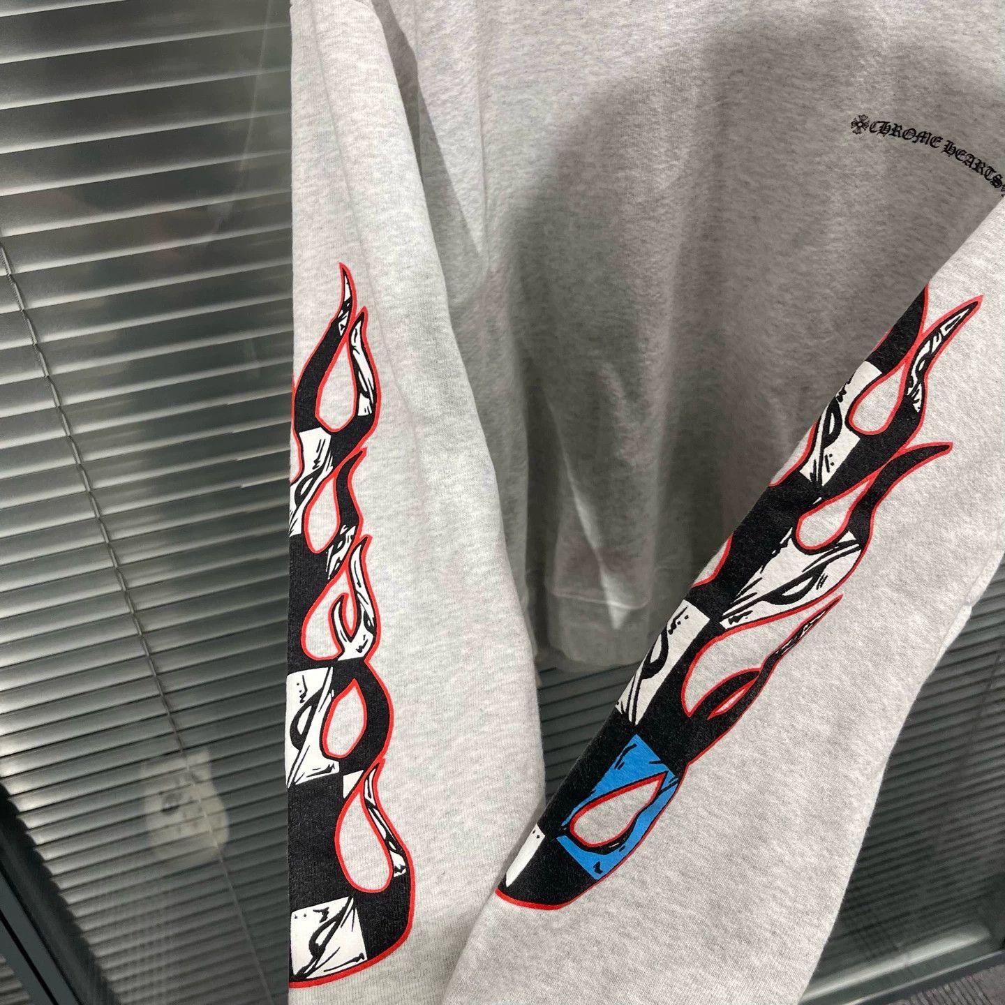 Chrome Hearts Gray Long Sleeve Sweatshirt with Flame Artwork Size US M / EU 48-50 / 2 - 5 Thumbnail
