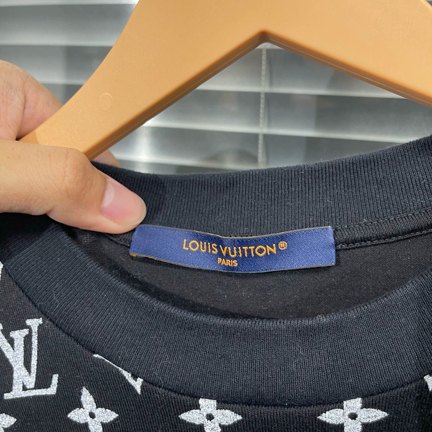 Louis Vuitton Black Short Sleeve Patterned T-Shirt Size US S / EU 44-46 / 1 - 3 Thumbnail