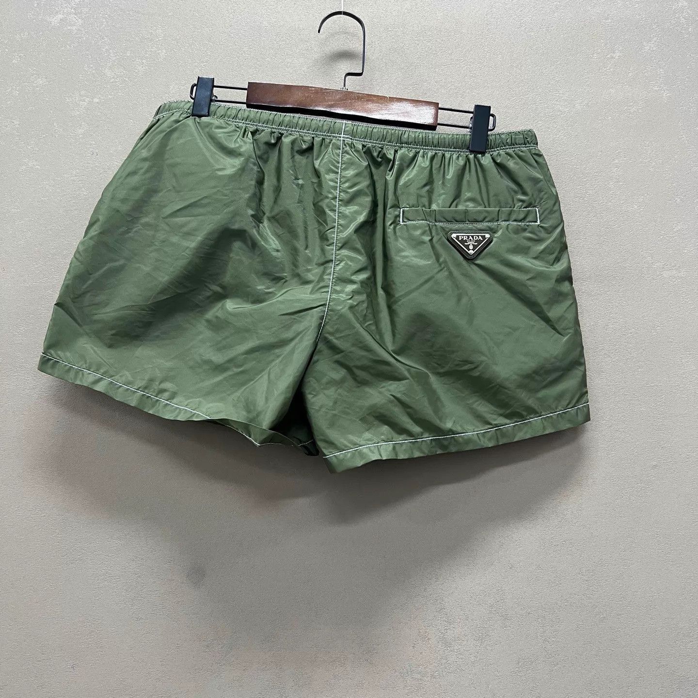 Prada Green Shorts with White Stitching - Size 34 Size US 34 / EU 50 - 2 Thumbnail