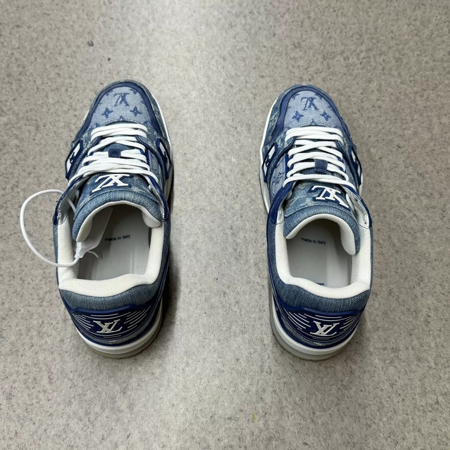 Louis Vuitton Blue Low-Top Sneakers, Size 7 Size US 7 / EU 40 - 8 Thumbnail