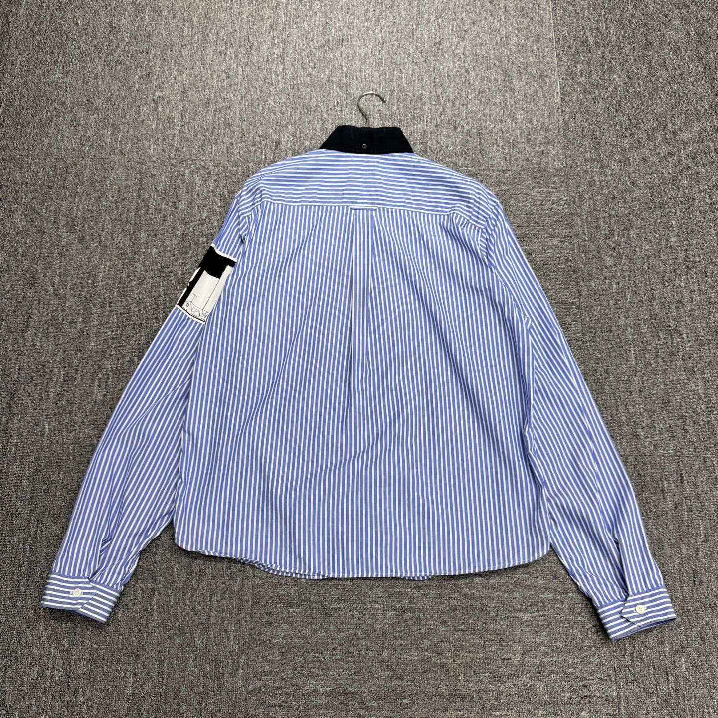 Prada Striped Button-Up Shirt with Graphic Print Size US L / EU 52-54 / 3 - 6 Thumbnail