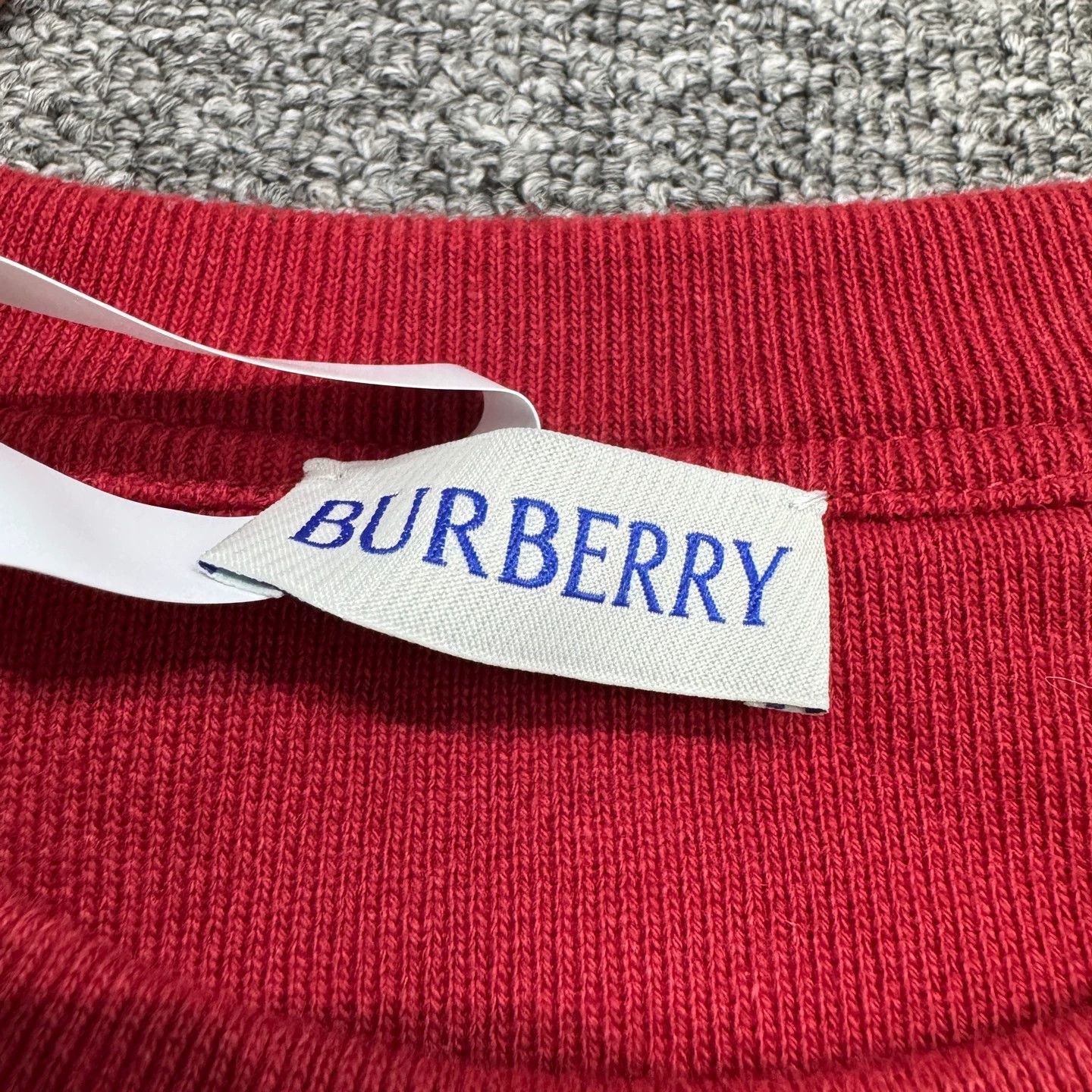 Burberry Red Long Sleeve Sweatshirt with Embroidered Logo Size US S / EU 44-46 / 1 - 2 Thumbnail