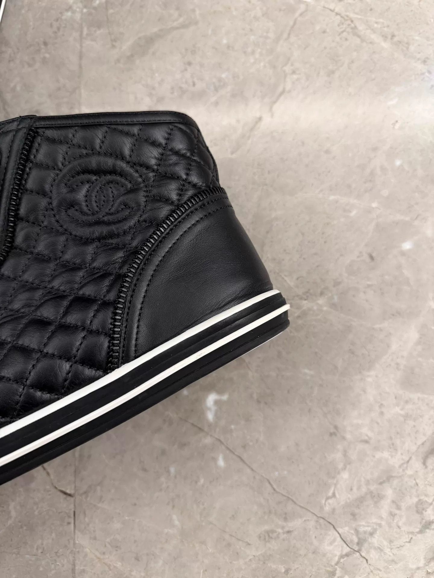 Chanel Black Quilted High-Top Sneakers Size 10 Size US 10 / EU 43 - 7 Thumbnail