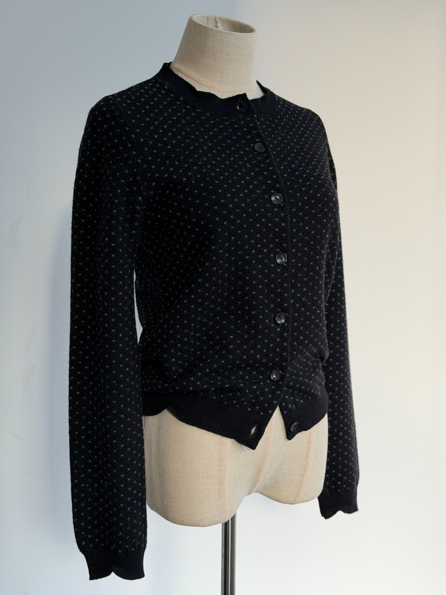 Maison Margiela Maison Martin Margiela Polka Dot Knit Cardigan Size XS / US 0-2 / IT 36-38 - 2 Thumbnail