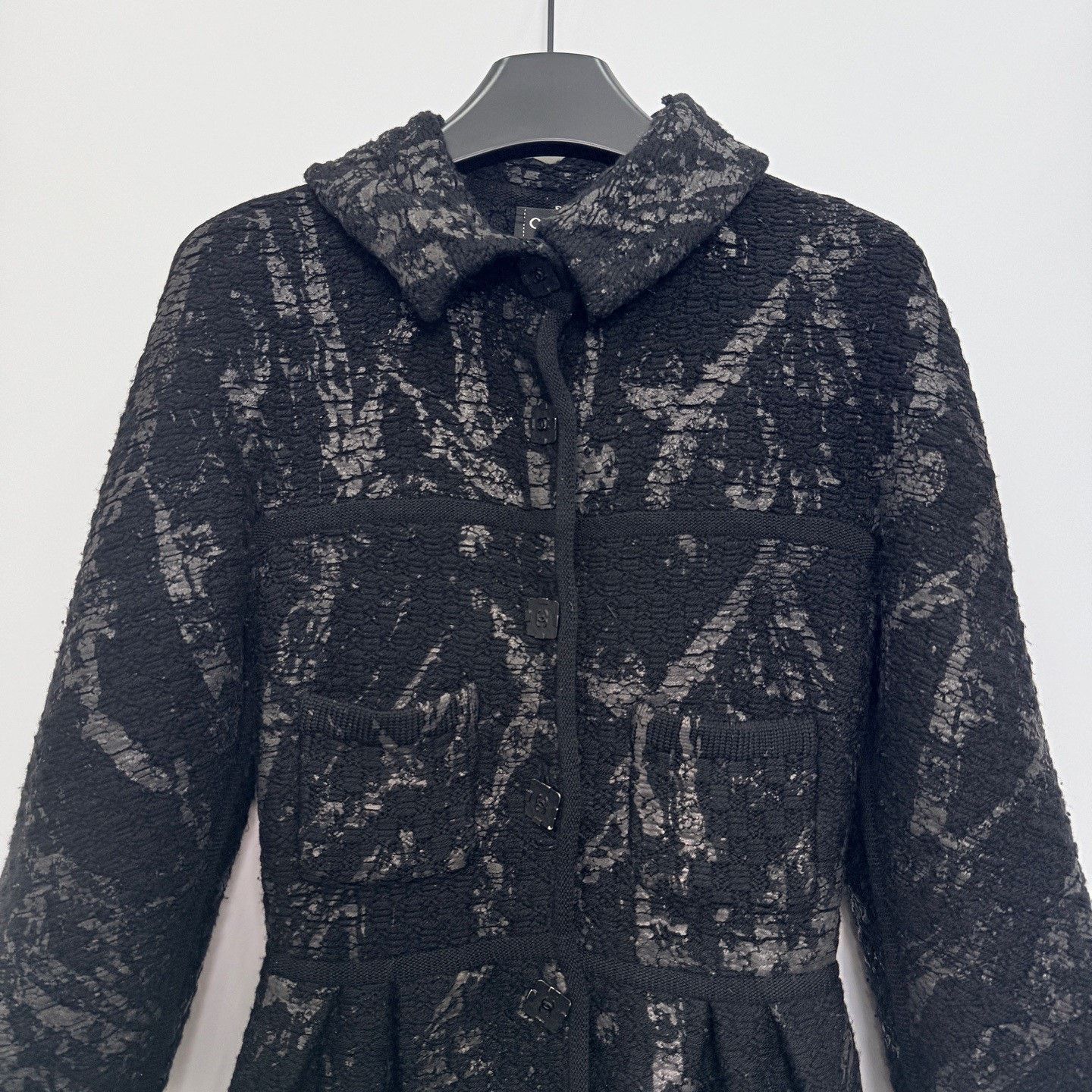 Chanel Chanel Black Tweed Short Coat Size XXS / US 00 / IT 34 - 2 Thumbnail