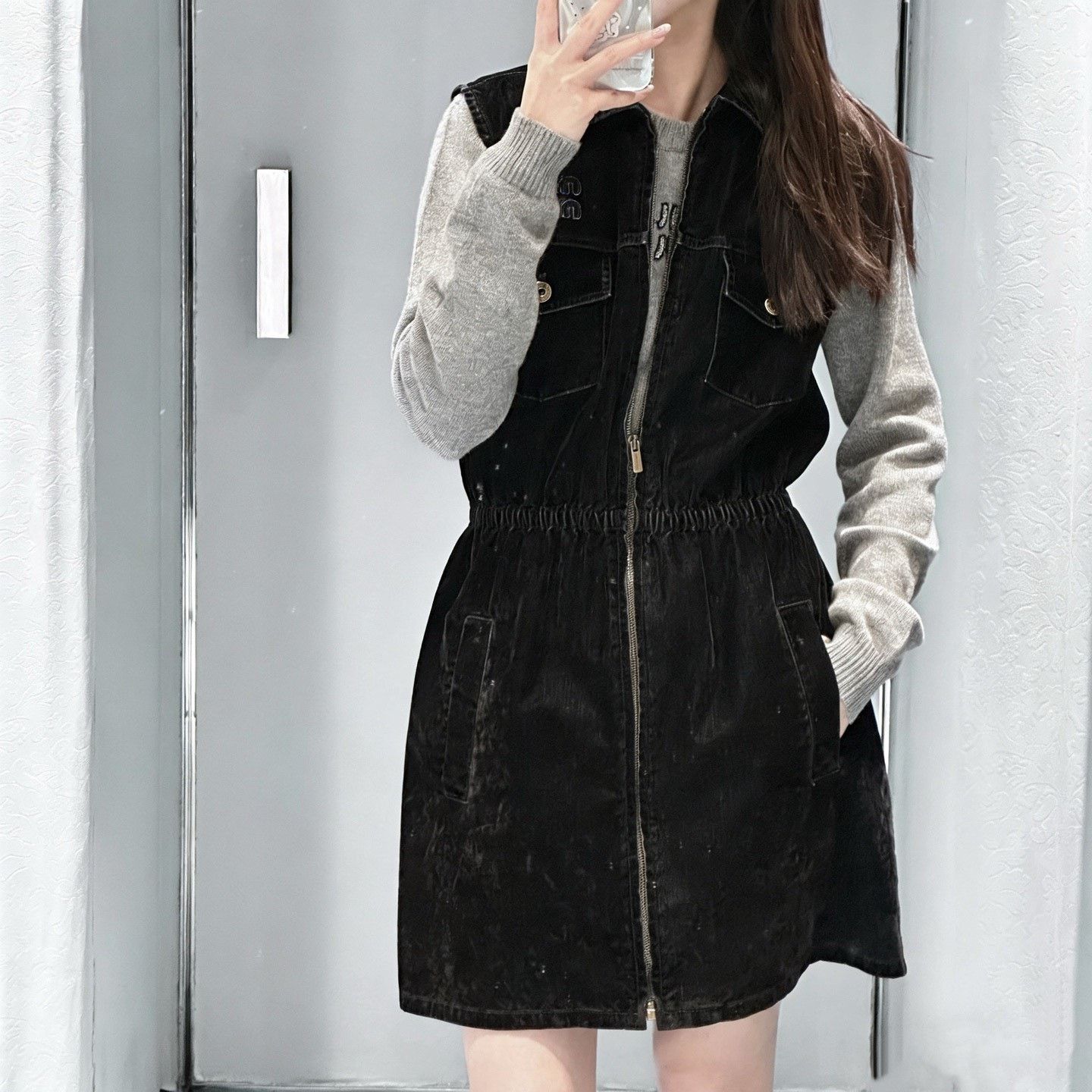Miu Miu MIU MIU Solid Flared Collar Zip Sleeveless Dress Size XS / US 0-2 / IT 36-38 - 8 Thumbnail