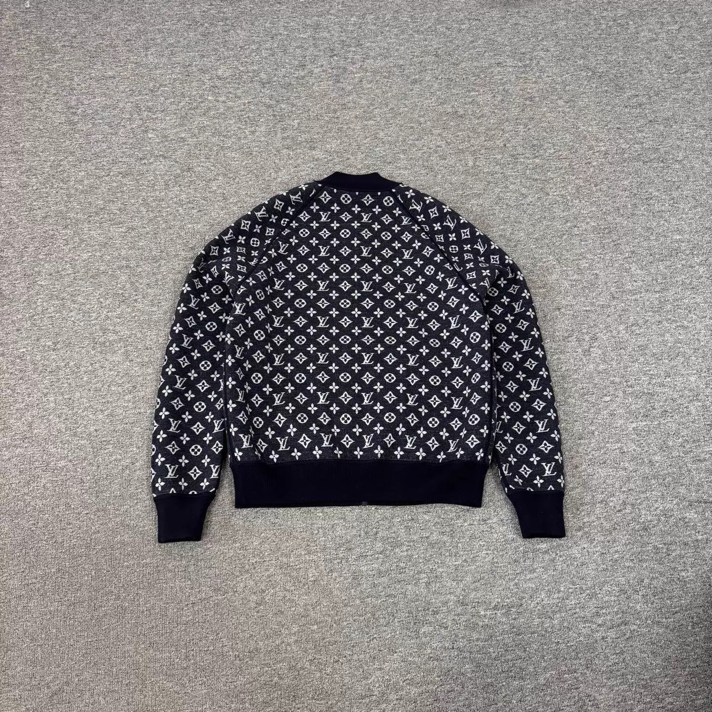 Louis Vuitton Multi Color Patterned Bomber Jacket Size L Size US L / EU 52-54 / 3 - 3 Thumbnail