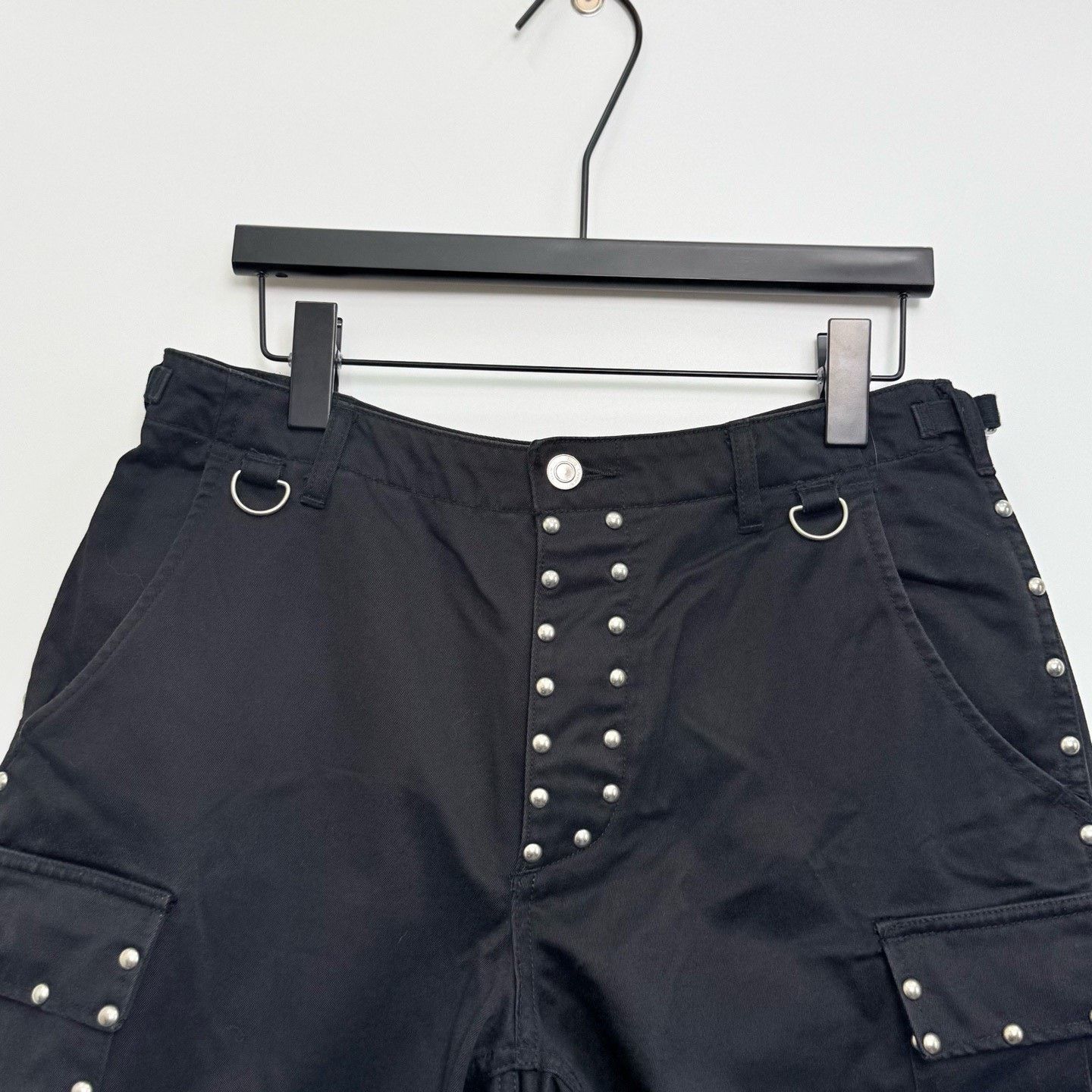 Saint Laurent Paris Saint Laurent 16SS Rivet Cargo Shorts Size US 30 / EU 46 - 2 Thumbnail