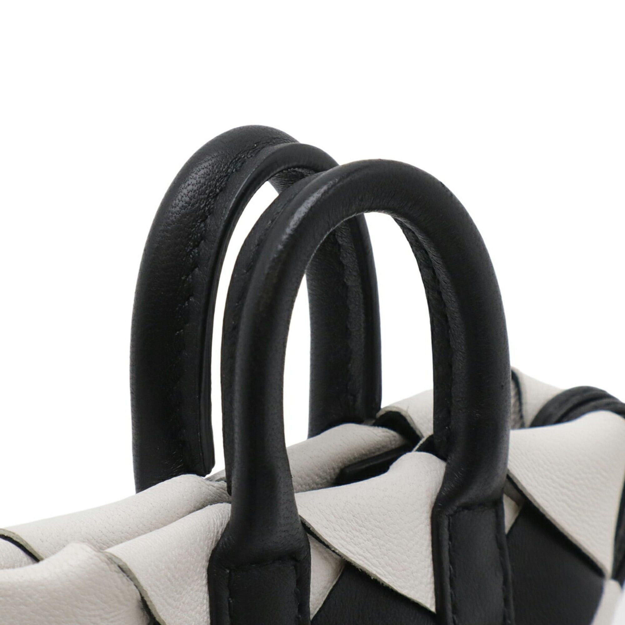 Bottega Veneta BOTTEGA VENETA Intrecciato Accessory Bag Charm Keychain Mini Pouch Leather White Black 577779 Size ONE SIZE - 7 Thumbnail
