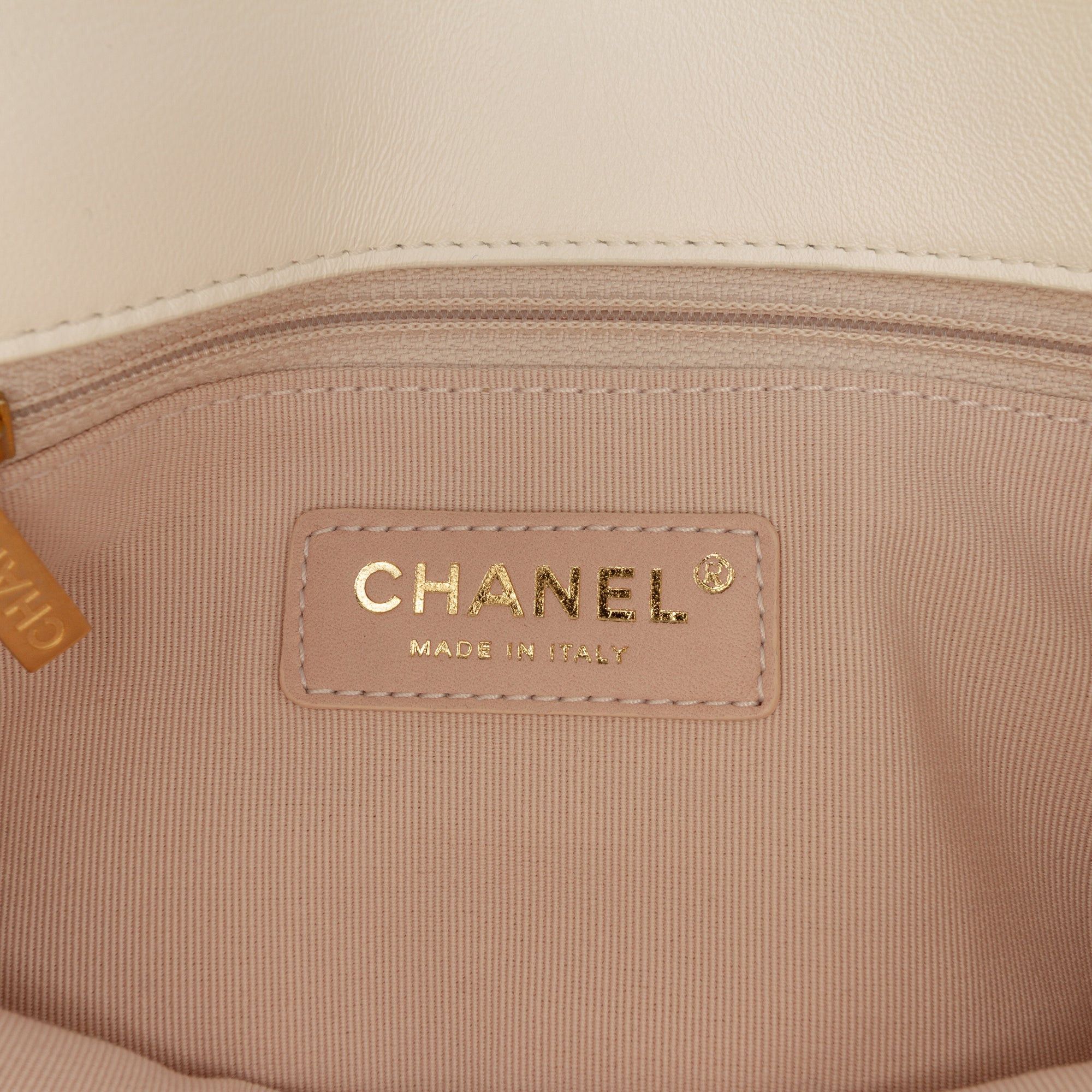 Chanel Small Quilted Lambskin On And On Chain Flap Size ONE SIZE - 5 Thumbnail