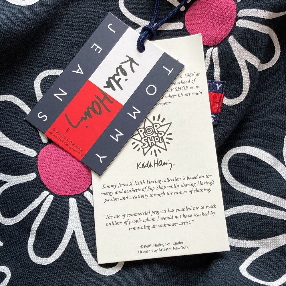Other Other Tommy Jeans Keith Haring Flower Print Sweatshirt Textile Sweatshirts & Hoodies DUTY FREE for USA Size ONE SIZE - 4 Thumbnail