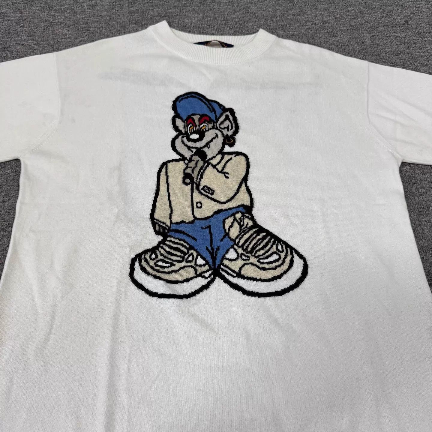 Louis Vuitton White Short Sleeve T-Shirt with Cartoon Graphic Size US S / EU 44-46 / 1 - 3 Thumbnail