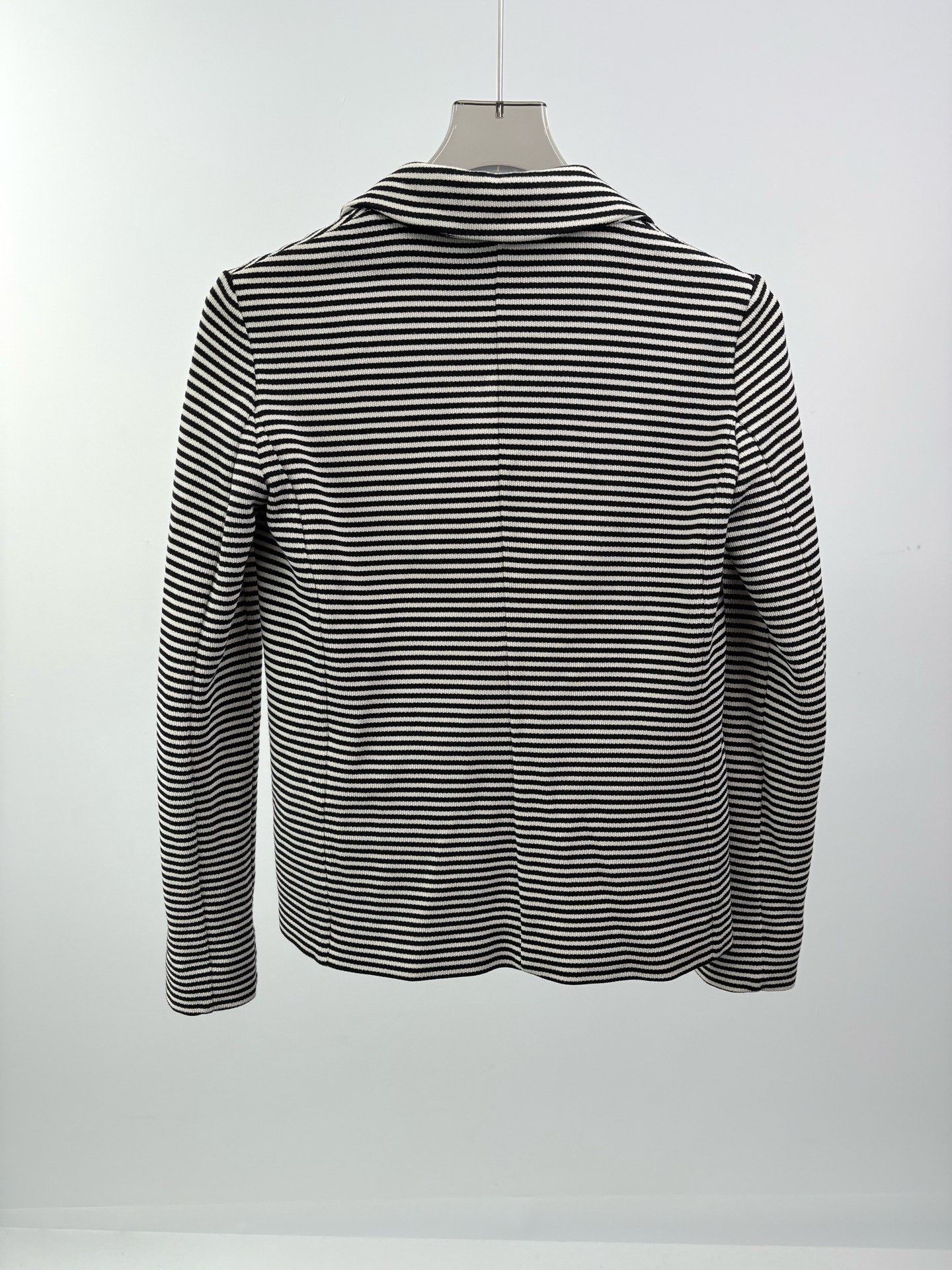 Max Mara MAXMARA Black White Striped Blazer Size XS / US 0-2 / IT 36-38 - 2 Thumbnail