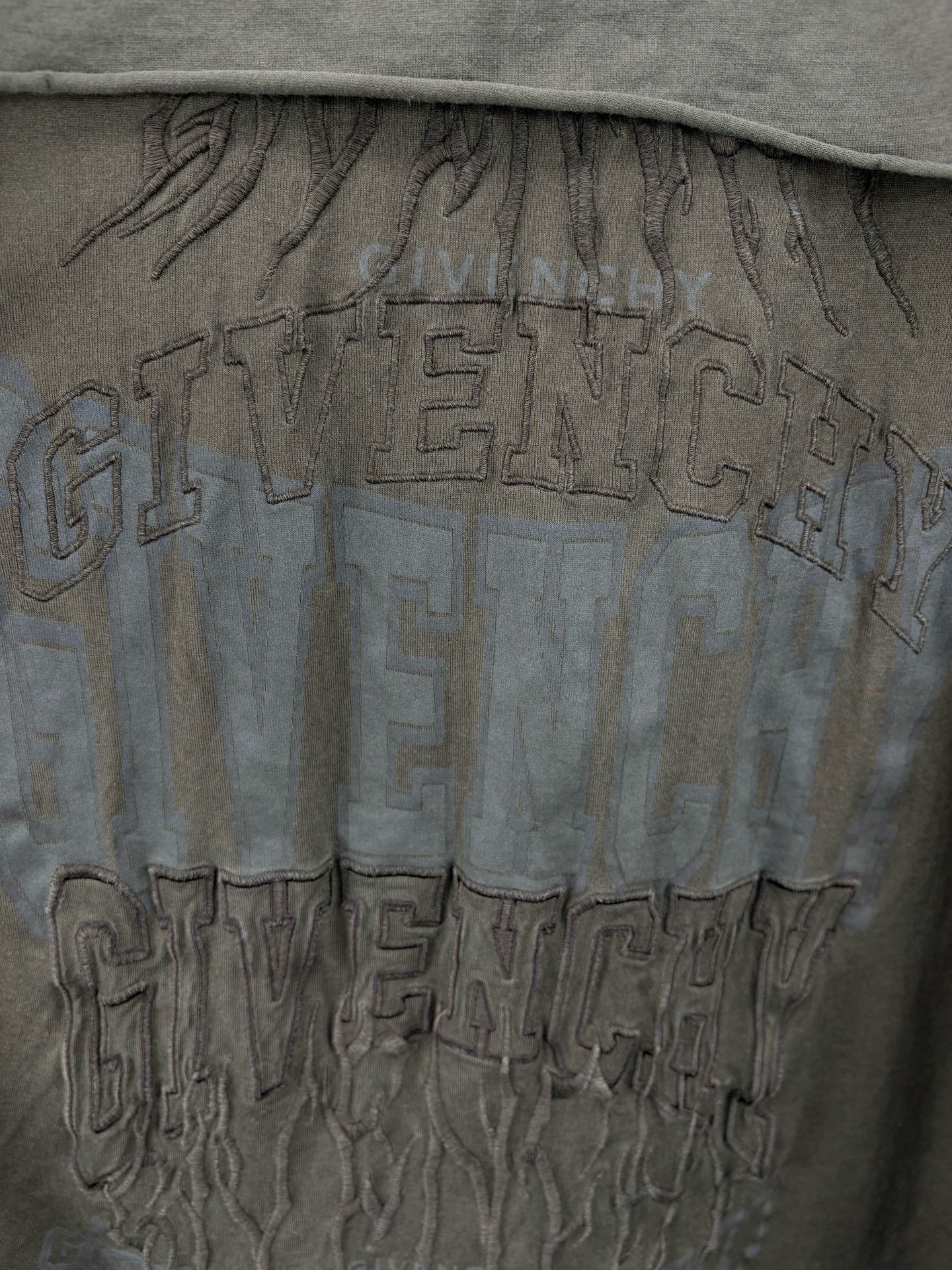 Givenchy GIVENCHY Military Green Runway Fake Two-Piece Tee Size US XXL / EU 58 / 5 - 3 Thumbnail