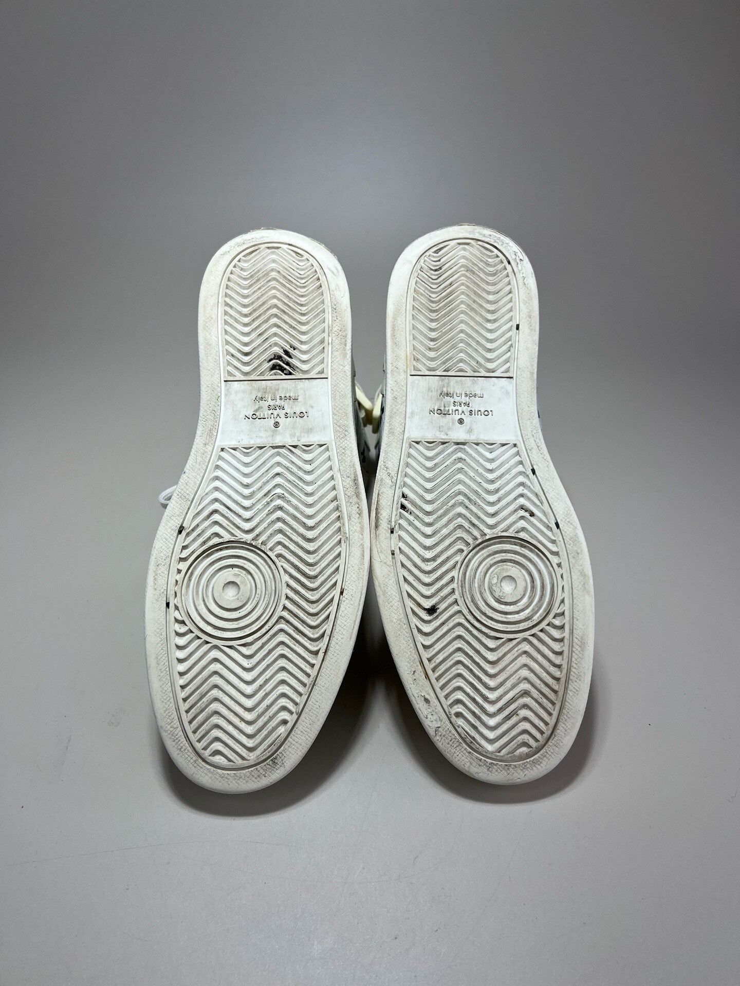 Louis Vuitton Louis Vuitton White Monogram High-Top Sneakers Size US 9 / EU 42 - 7 Thumbnail