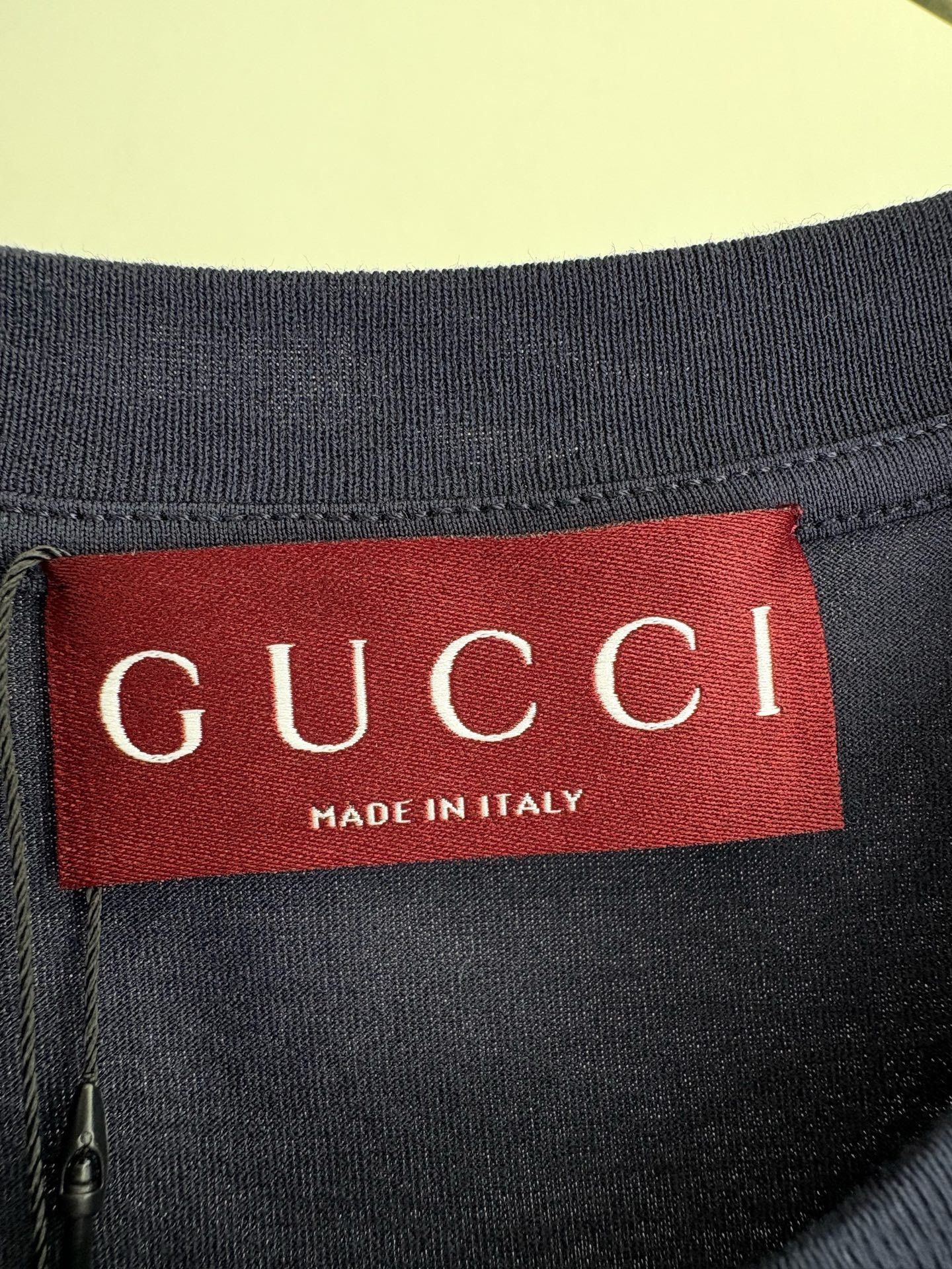 Gucci Gucci New Letter Print Short-Sleeve Size XS / US 0-2 / IT 36-38 - 4 Thumbnail