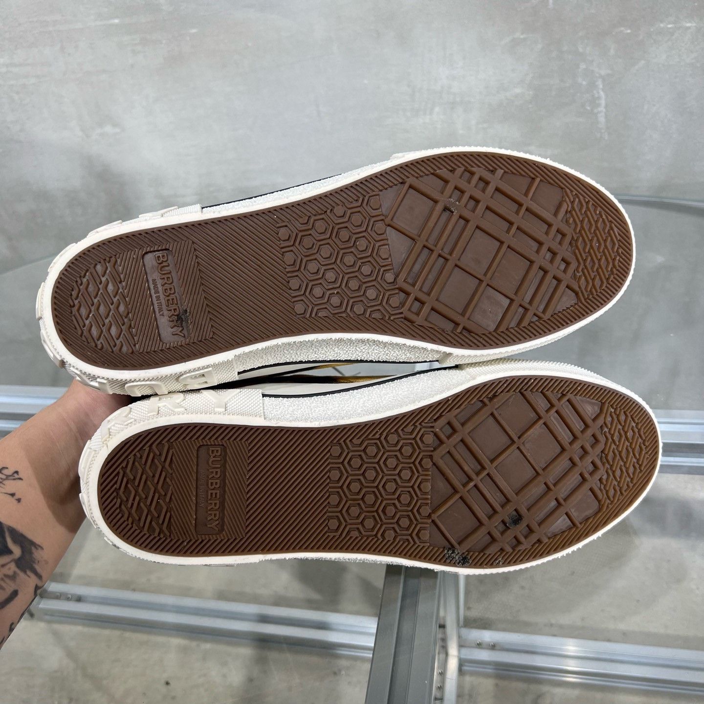 Burberry Burberry Tiger Print Sneakers Size US 9 / EU 42 - 7 Thumbnail