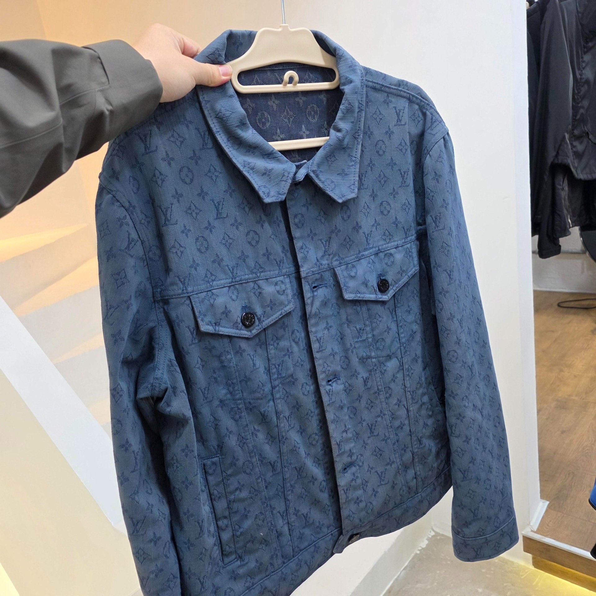 Louis Vuitton Louis Vuitton Blue Monogram Denim Jacket Size US XL / EU 56 / 4 - 6 Thumbnail
