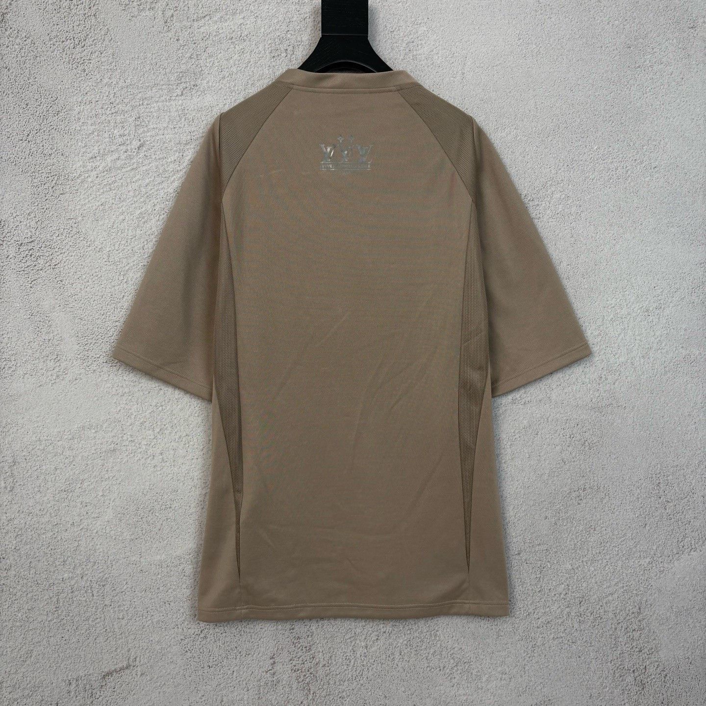 Louis Vuitton Louis Vuitton SS25 V-Neck Knit Tee Size US M / EU 48-50 / 2 - 2 Thumbnail