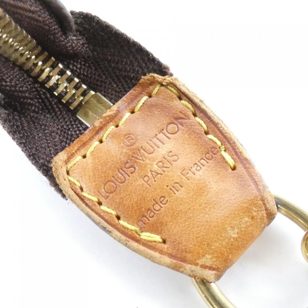 Louis Vuitton Louis Vuitton Louis Vuitton Monogram Accessory Pouch Textile Other M58009 DUTY FREE for USA Size ONE SIZE - 5 Thumbnail