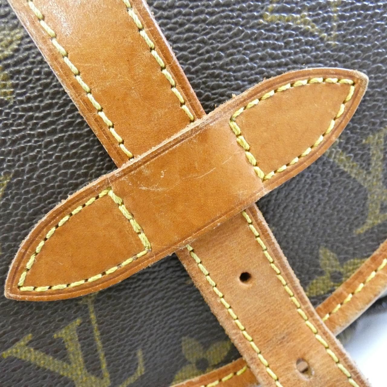 Louis Vuitton Louis Vuitton Louis Vuitton Saumur Monogram Shoulder Bag Textile Shoulder Bag M42256 DUTY FREE for USA Size ONE SIZE - 3 Thumbnail