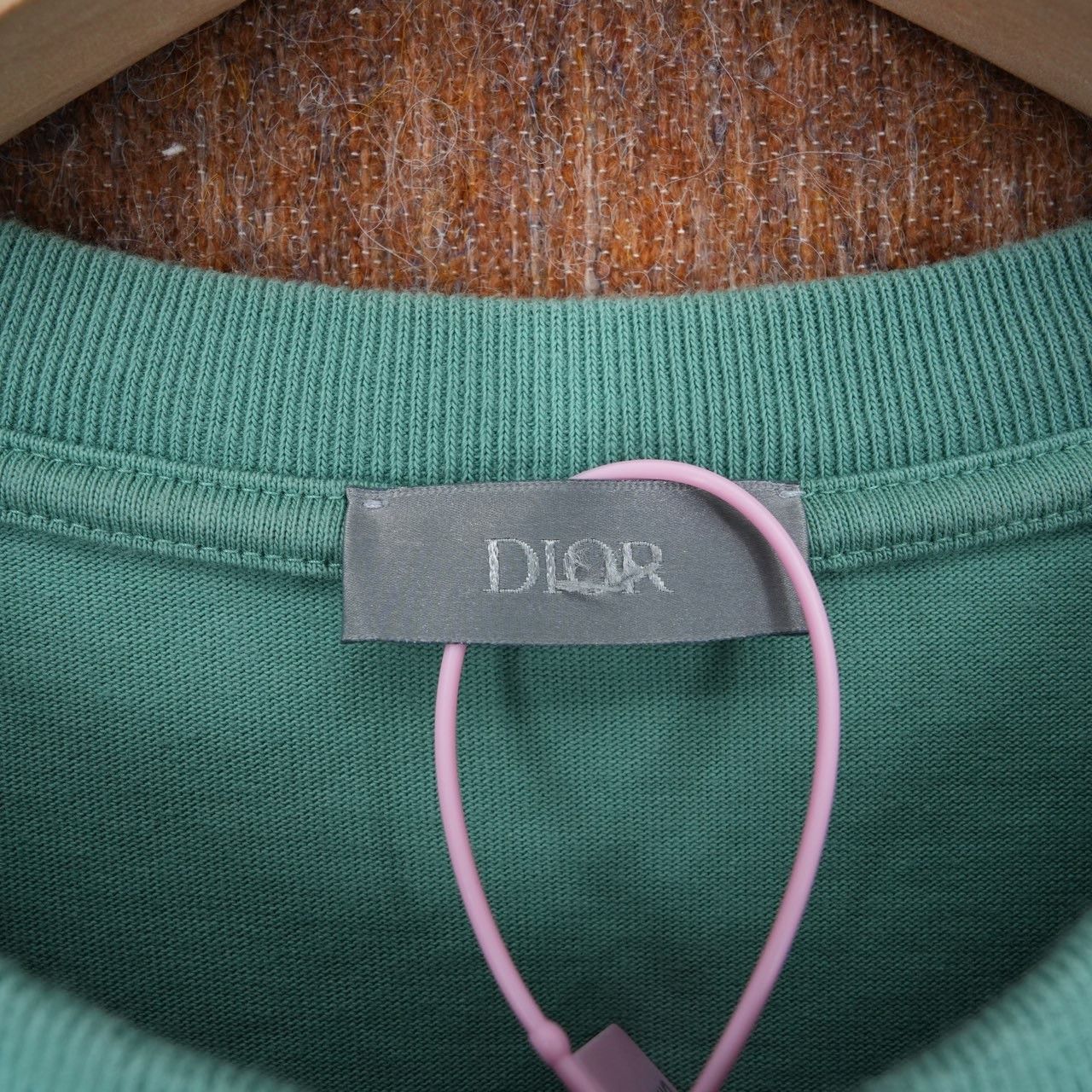 Dior Dior Embroidered Slogan Logo T-shirt Size US L / EU 52-54 / 3 - 3 Thumbnail