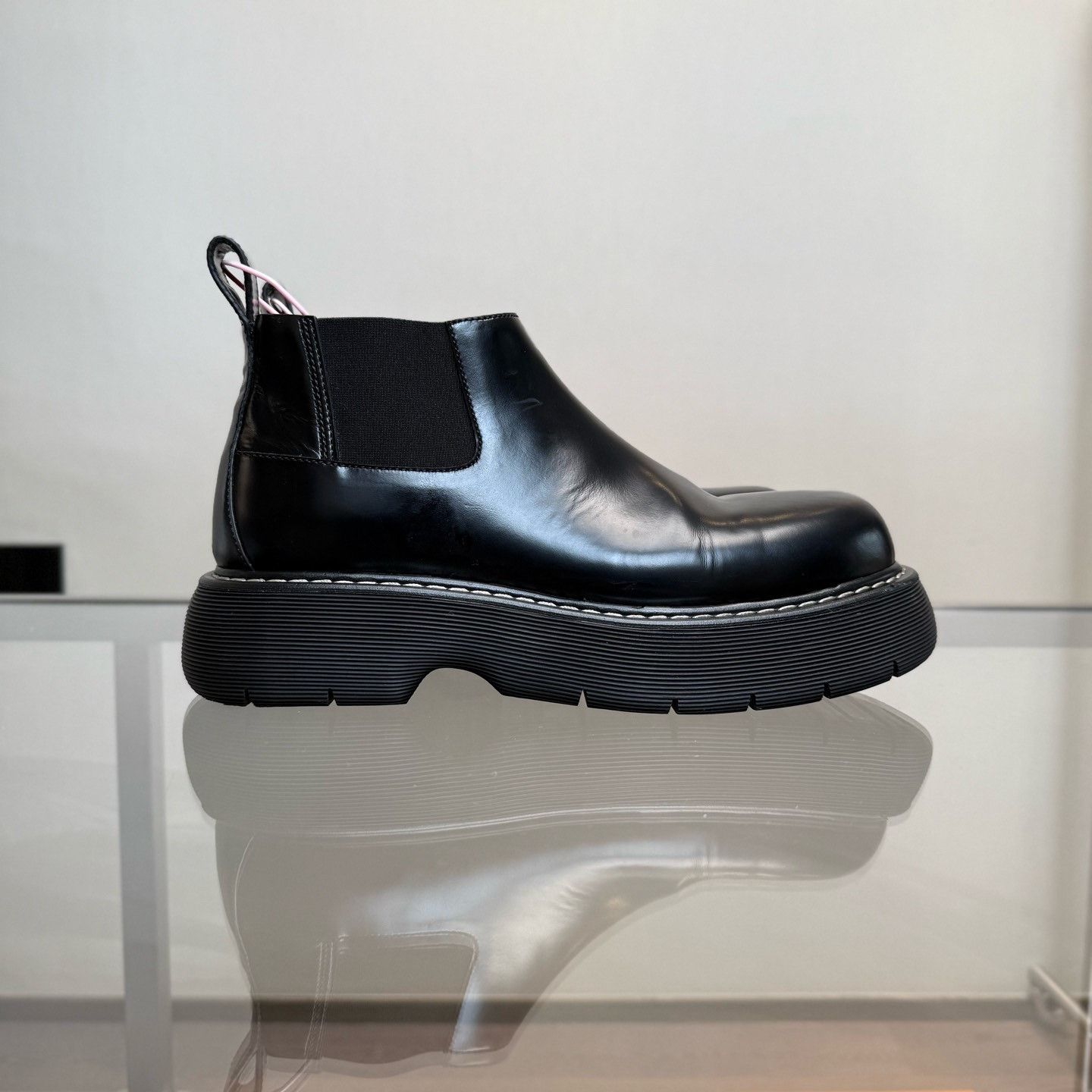 Bottega Veneta Bottega Veneta BV Swell Thick Sole Boots Size US 10 / EU 43 - 2 Thumbnail
