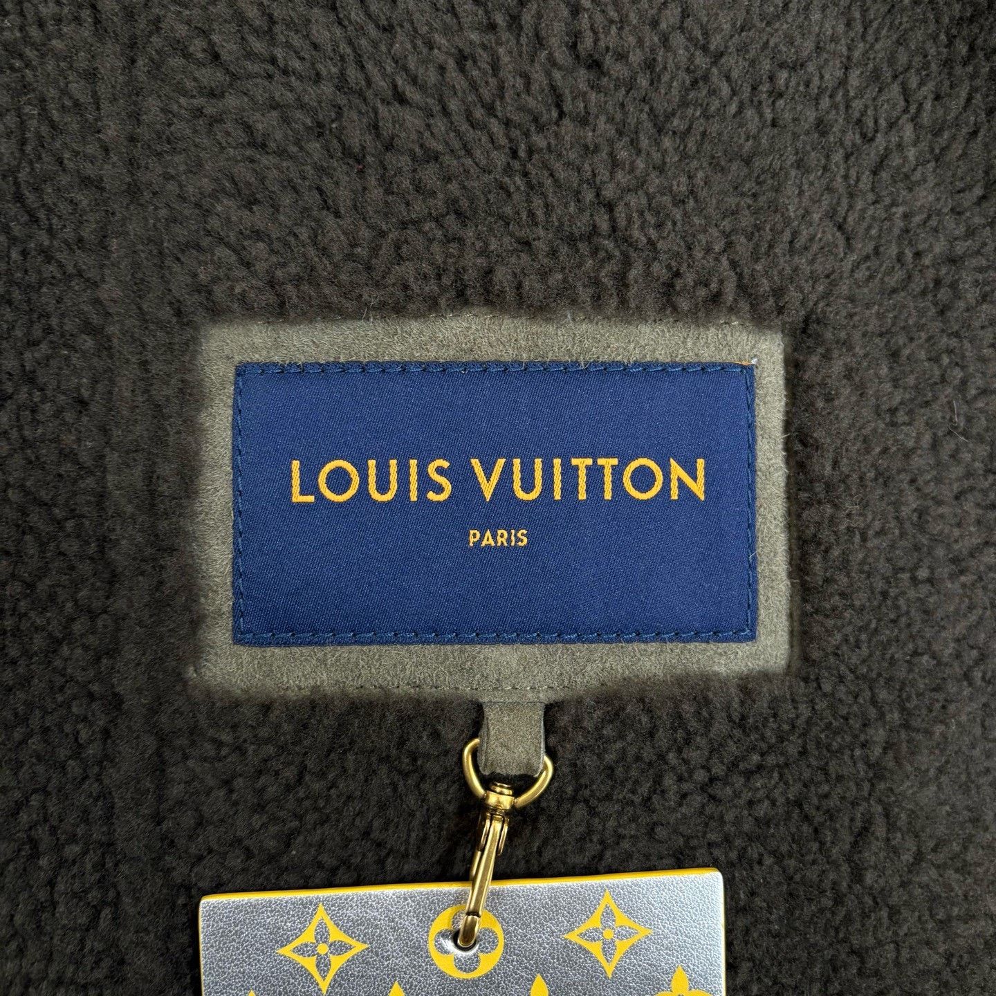 Louis Vuitton Louis Vuitton Monogram Shearling Coat Size US L / EU 52-54 / 3 - 4 Thumbnail