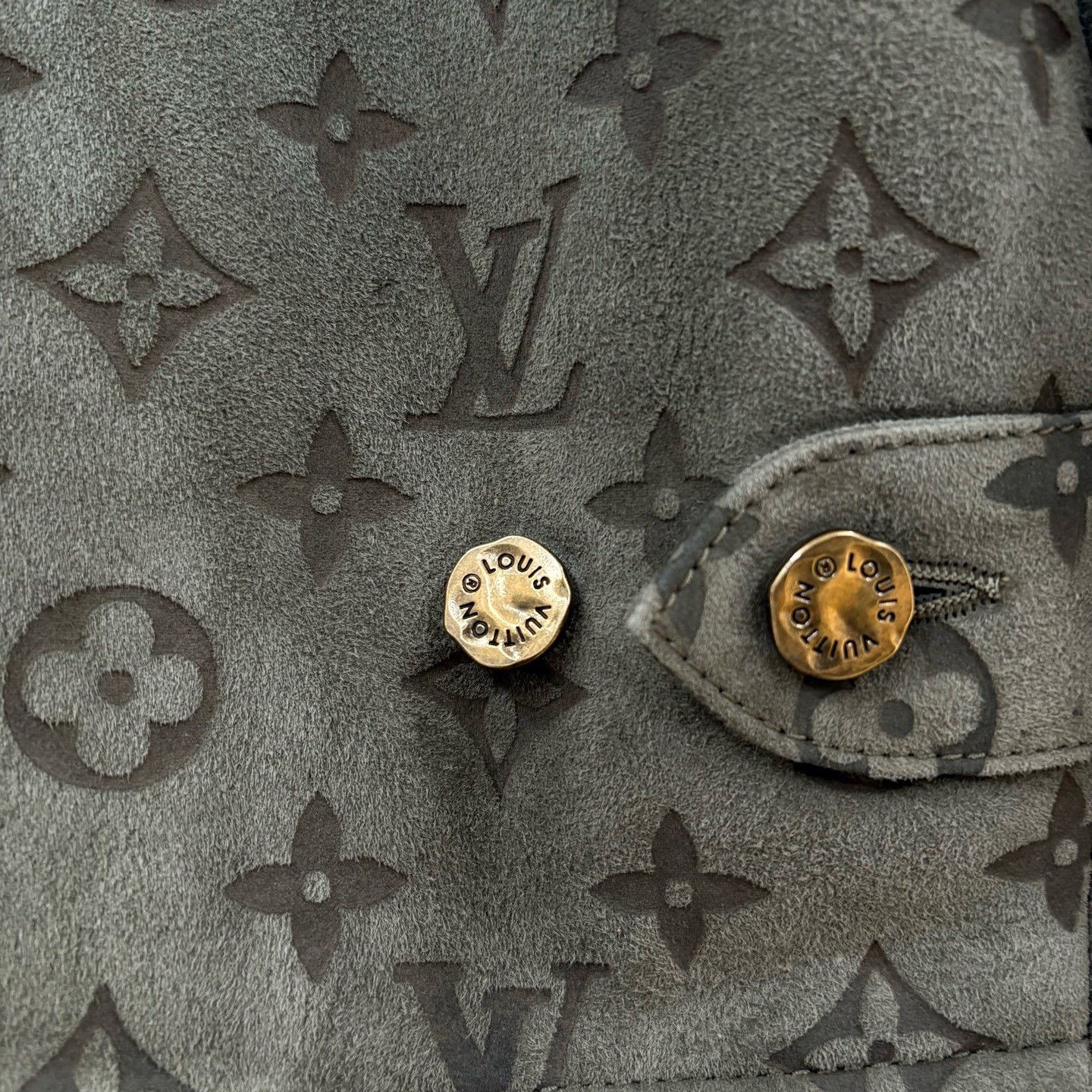 Louis Vuitton Louis Vuitton Monogram Shearling Coat Size US L / EU 52-54 / 3 - 7 Thumbnail