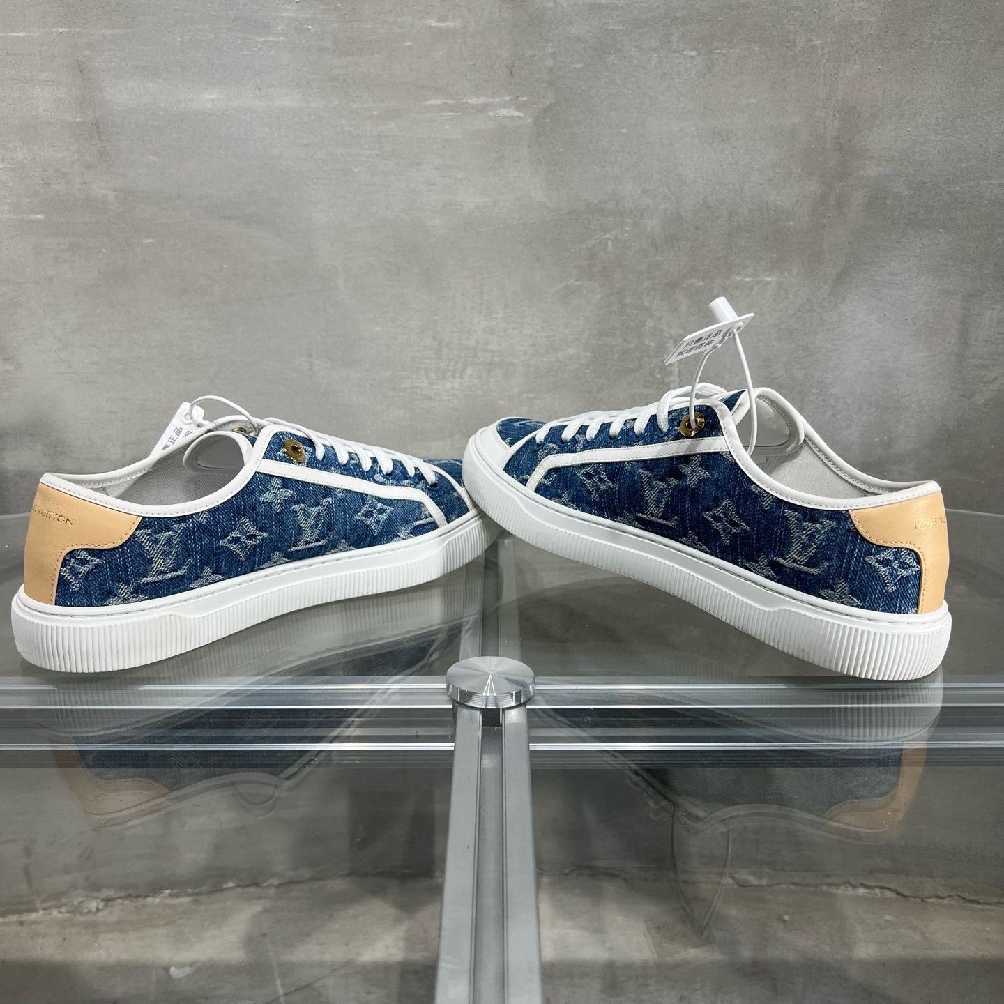 Louis Vuitton Louis Vuitton Blue Denim Monogram Sneakers Size US 7.5 / IT 37.5 - 5 Thumbnail