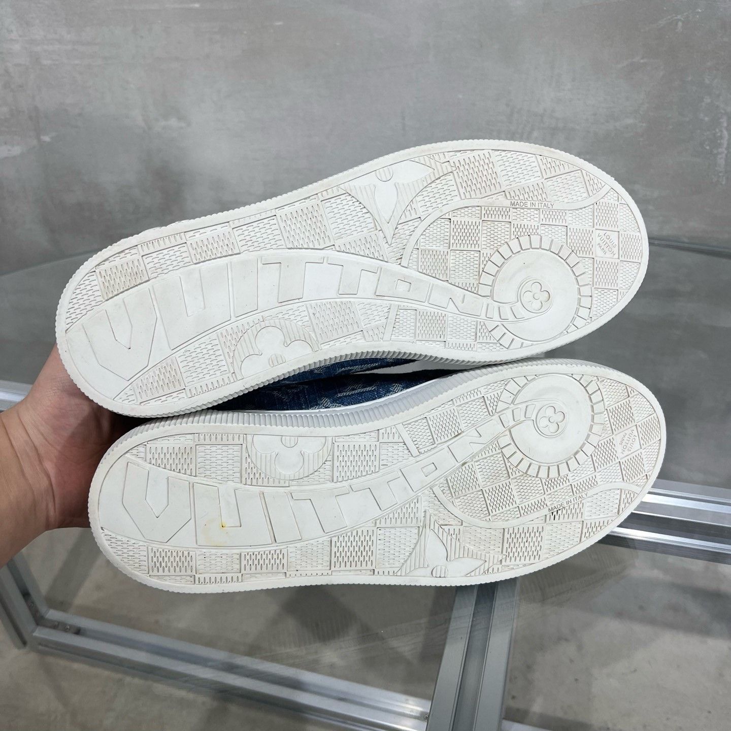 Louis Vuitton Louis Vuitton Blue Denim Monogram Sneakers Size US 7.5 / IT 37.5 - 7 Thumbnail