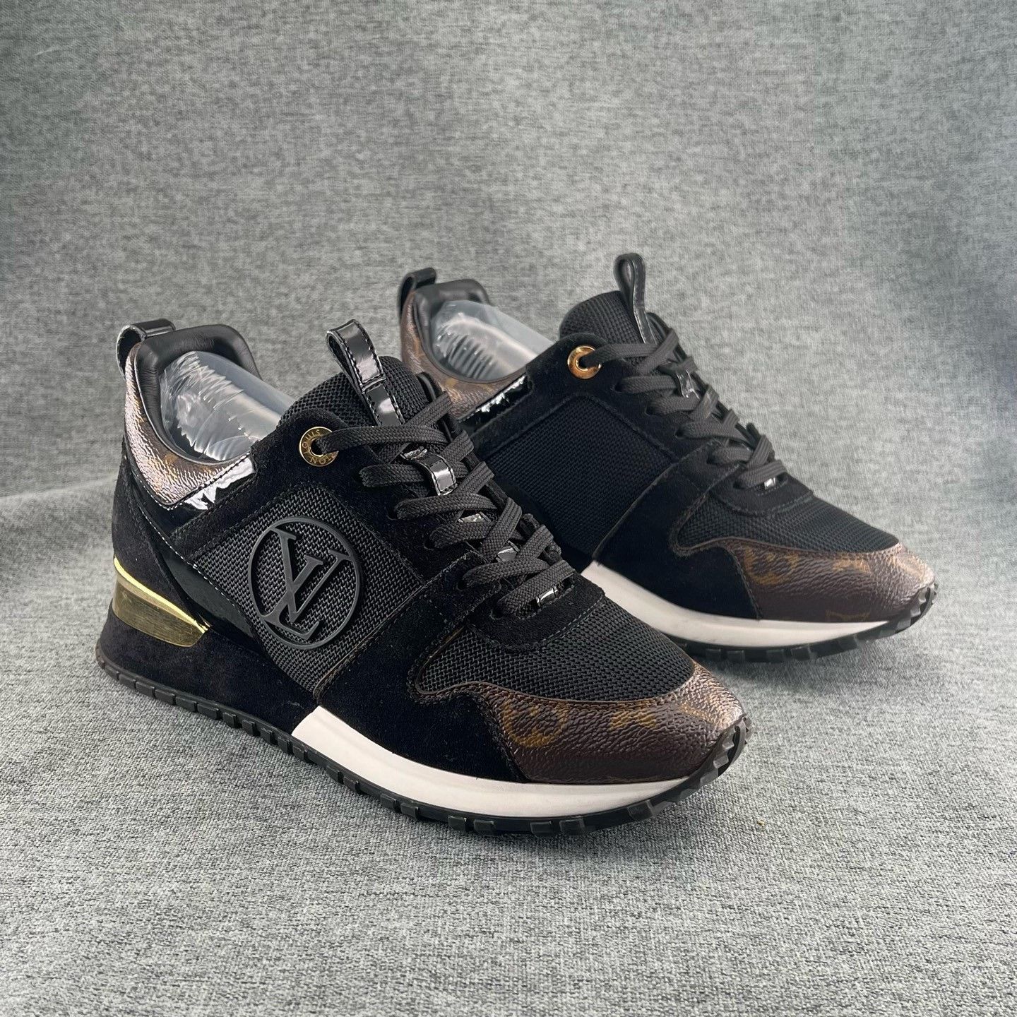 Louis Vuitton LV RunAway Black Monogram Sneakers Size US 4.5 / IT 34.5 - 3 Thumbnail