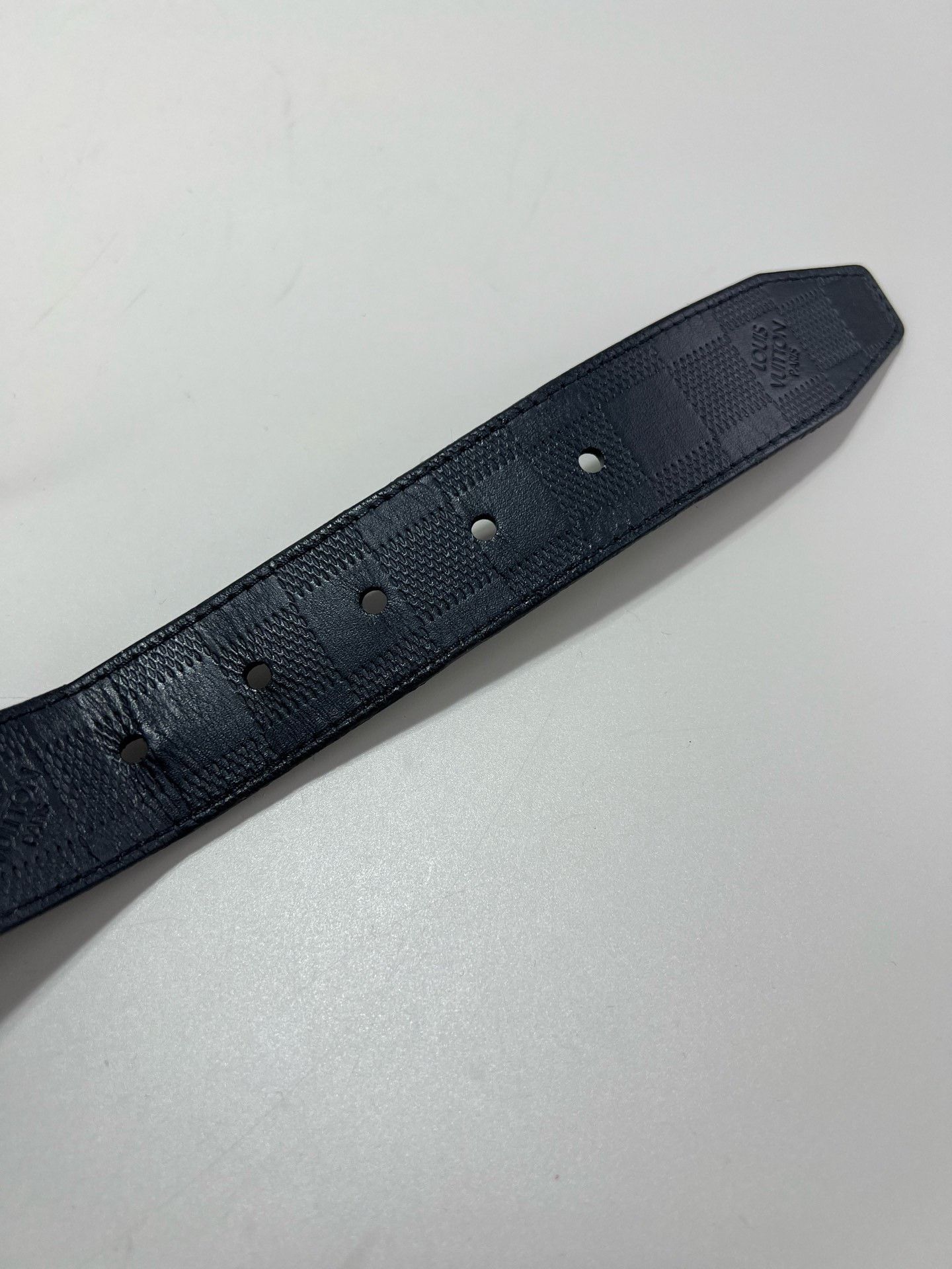 Louis Vuitton Louis Vuitton Black Checkered Belt Size ONE SIZE - 6 Thumbnail