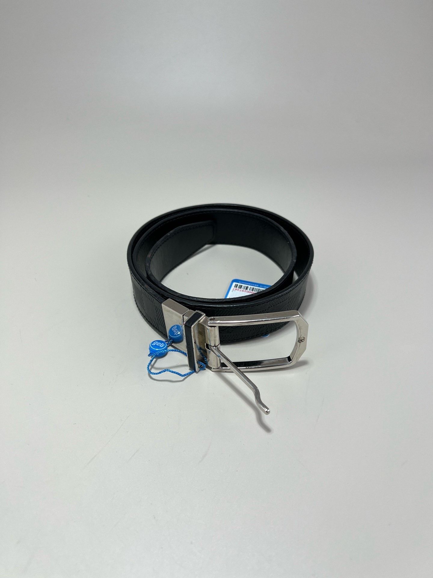 Louis Vuitton Louis Vuitton Black Checkered Belt Size ONE SIZE - 2 Thumbnail