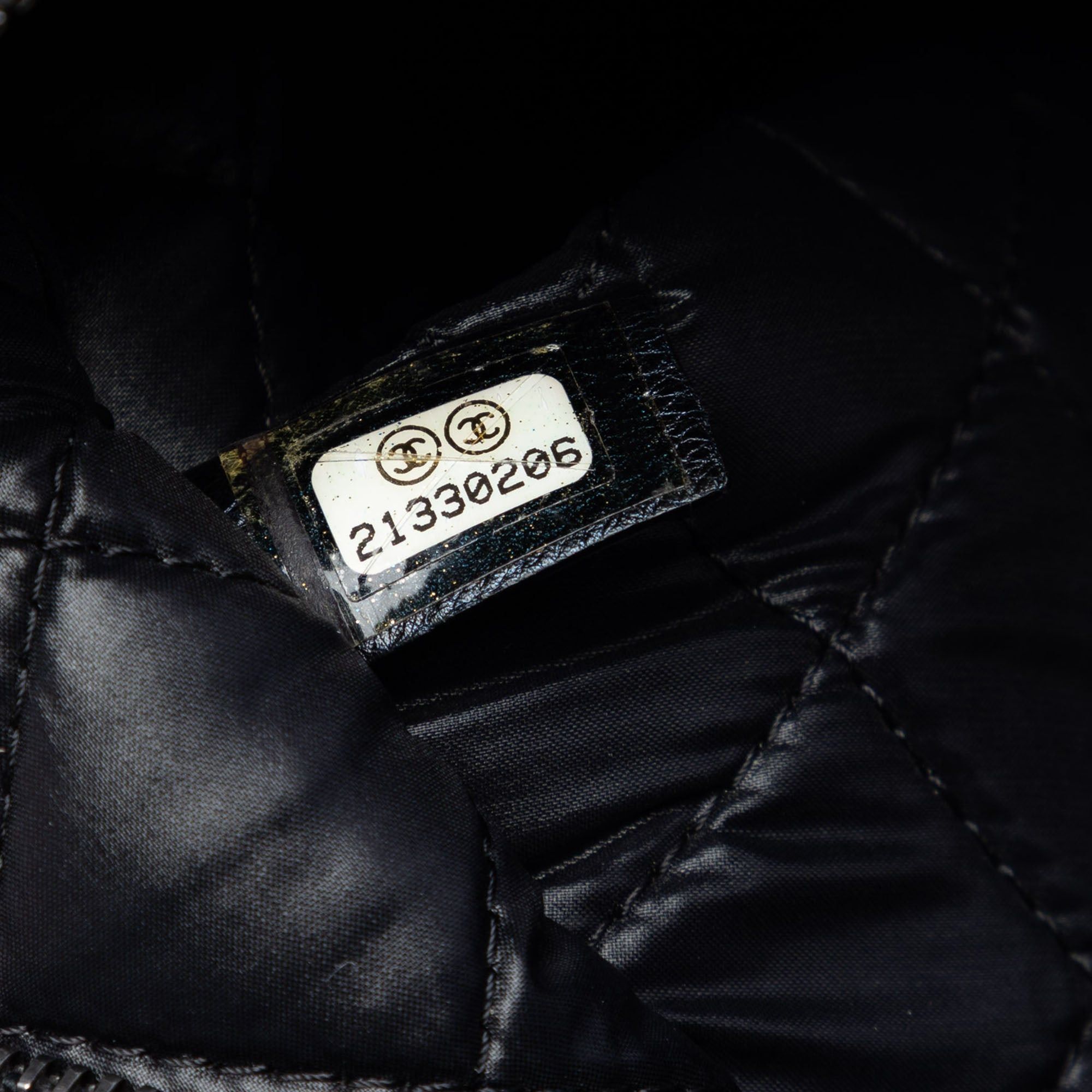 Chanel Large Quilted Metallic Lambskin Boy O Case Clutch Size ONE SIZE - 6 Thumbnail
