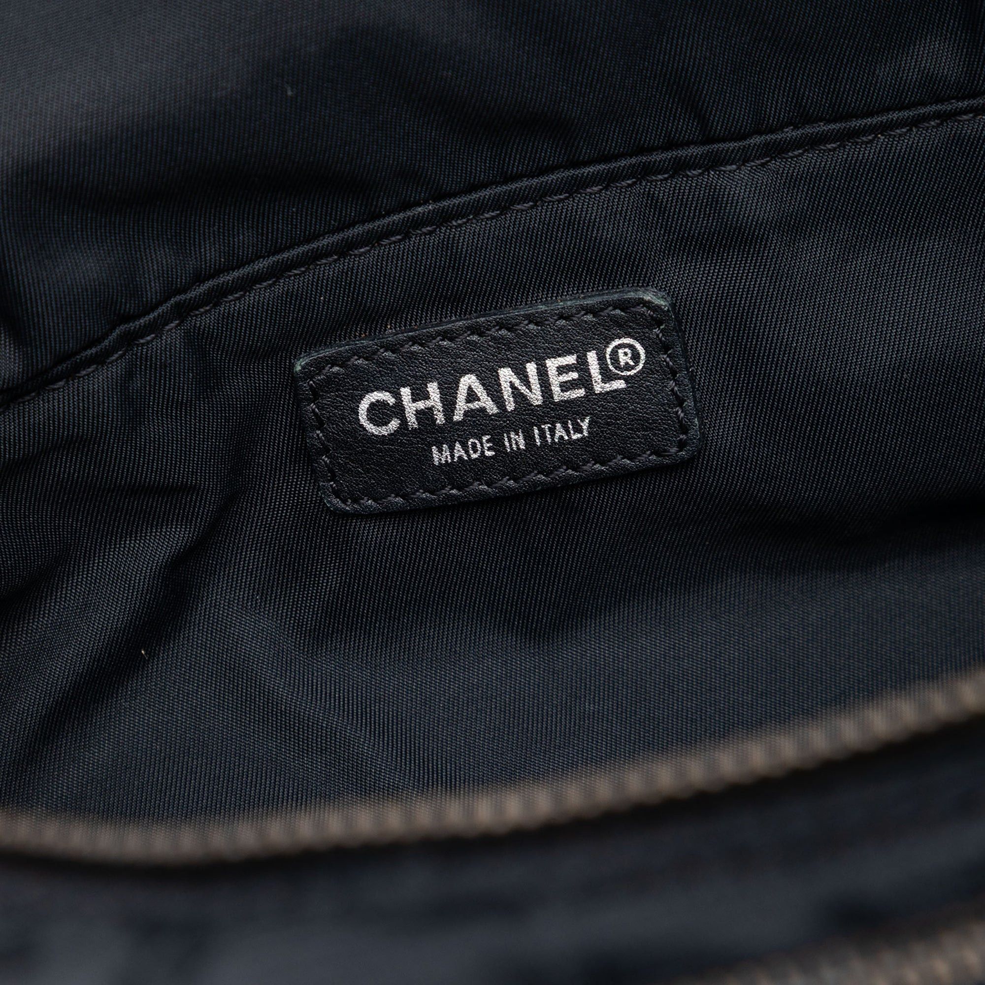 Chanel New Travel Line Nylon Vanity Bag Size ONE SIZE - 5 Thumbnail