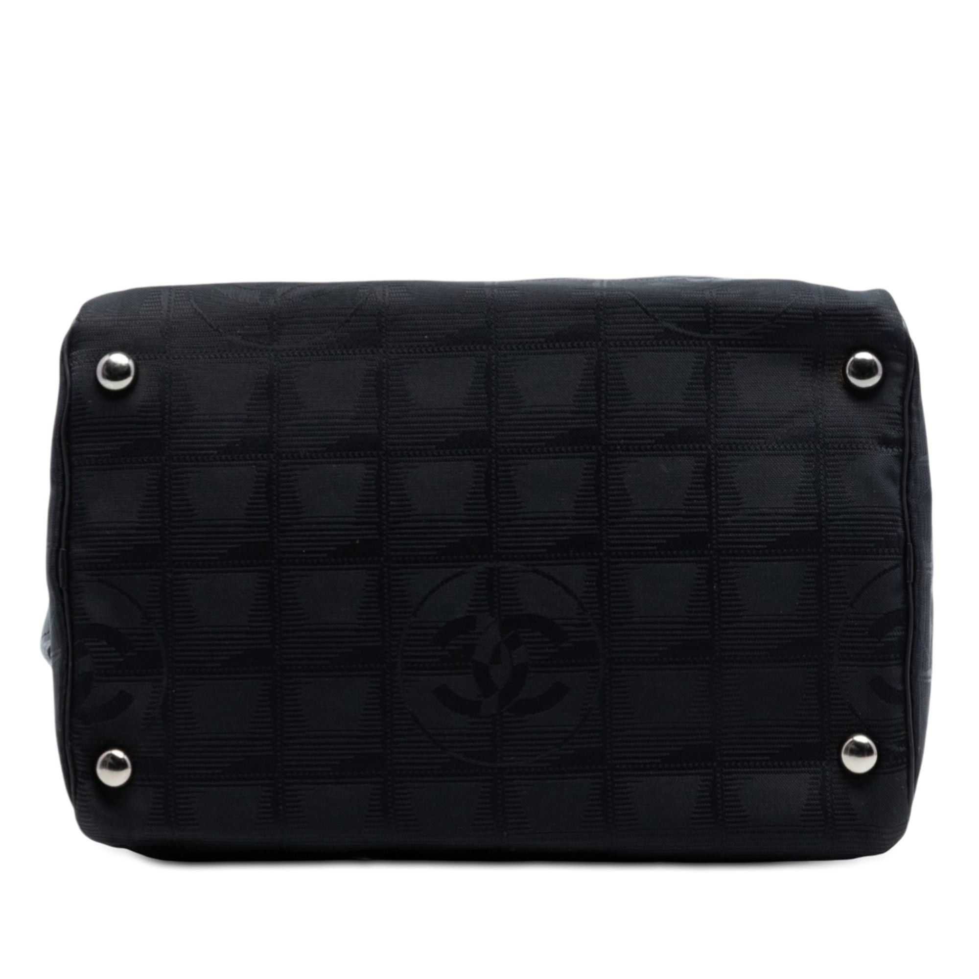 Chanel New Travel Line Nylon Vanity Bag Size ONE SIZE - 3 Thumbnail