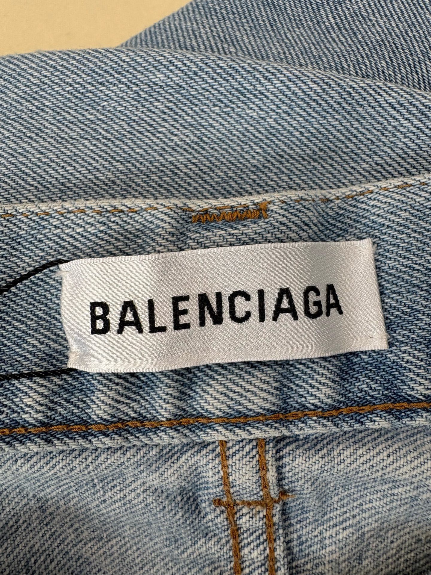Balenciaga Balenciaga Washed Distressed Jeans Size 28" / US 6 / IT 42 - 4 Thumbnail
