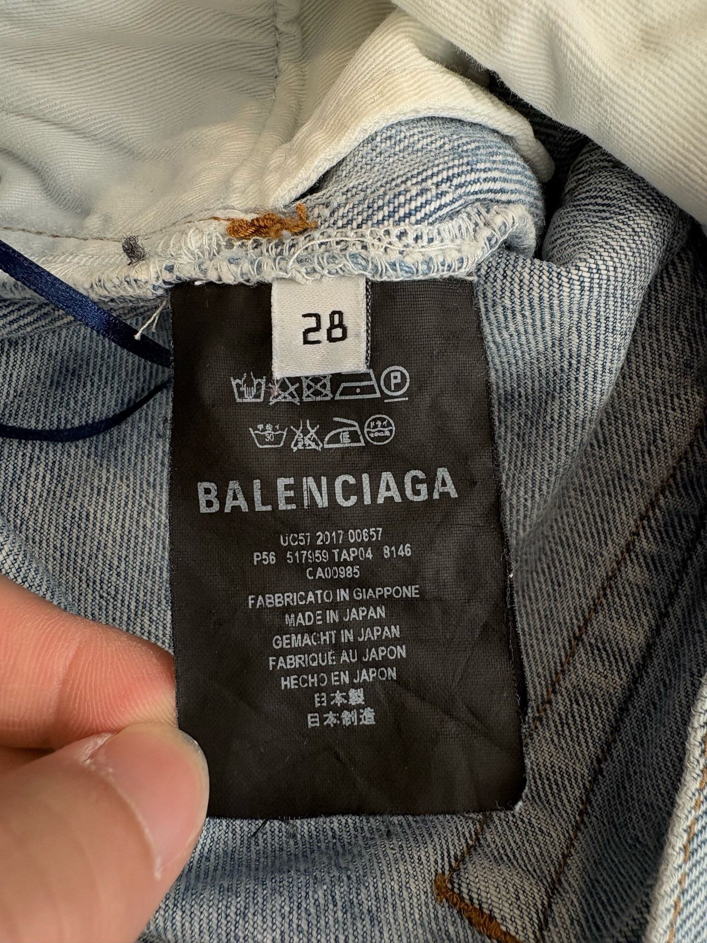 Balenciaga Balenciaga Washed Distressed Jeans Size 28" / US 6 / IT 42 - 5 Thumbnail