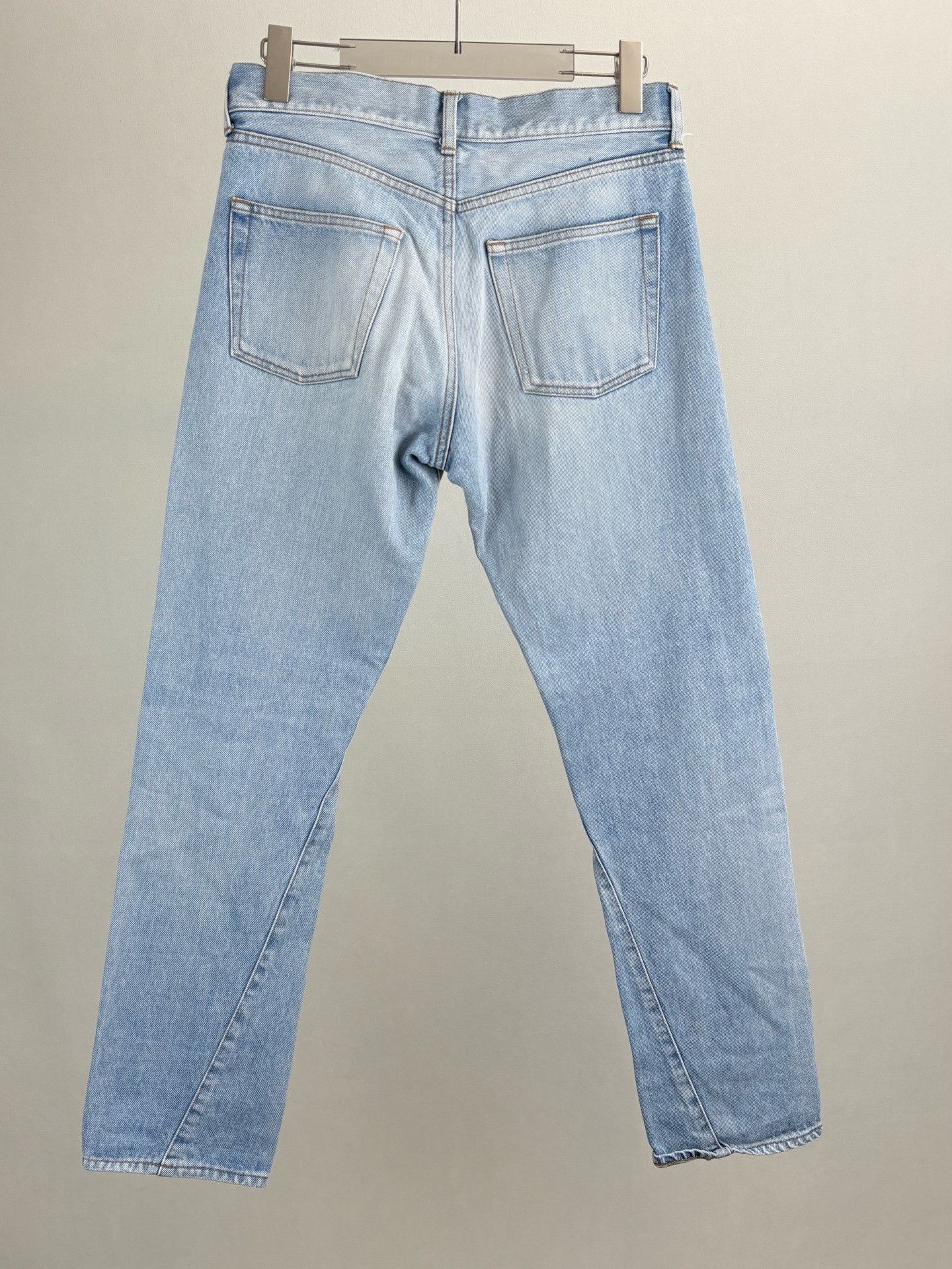 Balenciaga Balenciaga Washed Distressed Jeans Size 28" / US 6 / IT 42 - 2 Thumbnail