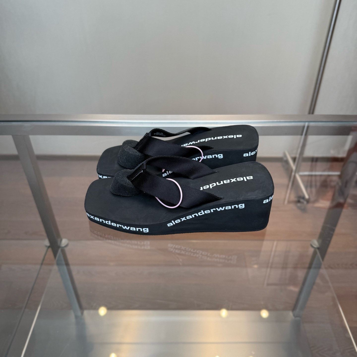 Alexander Wang Alexander Wang Platform Logo Flip Flops Size US 6 / EU 39 - 3 Thumbnail