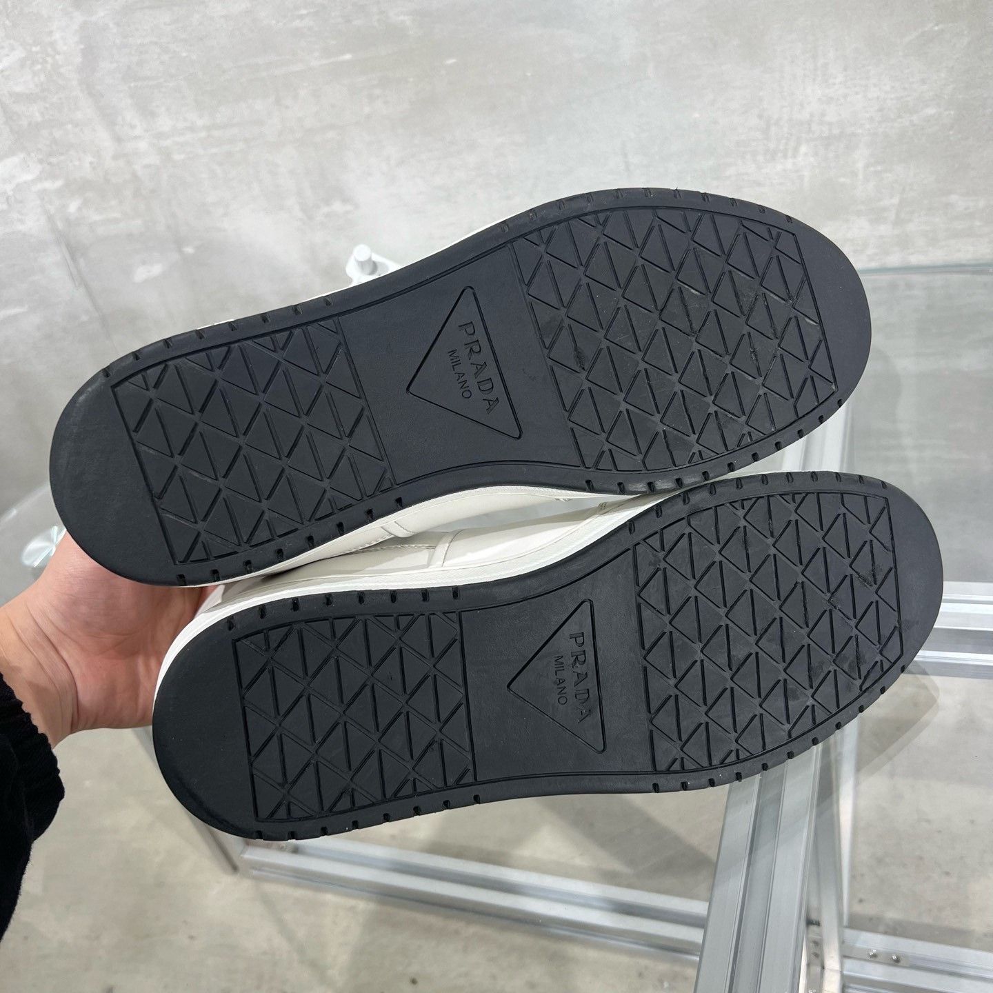 Prada PRADA Downtown Triangle Logo Sneakers Size US 9.5 / EU 42-43 - 7 Thumbnail