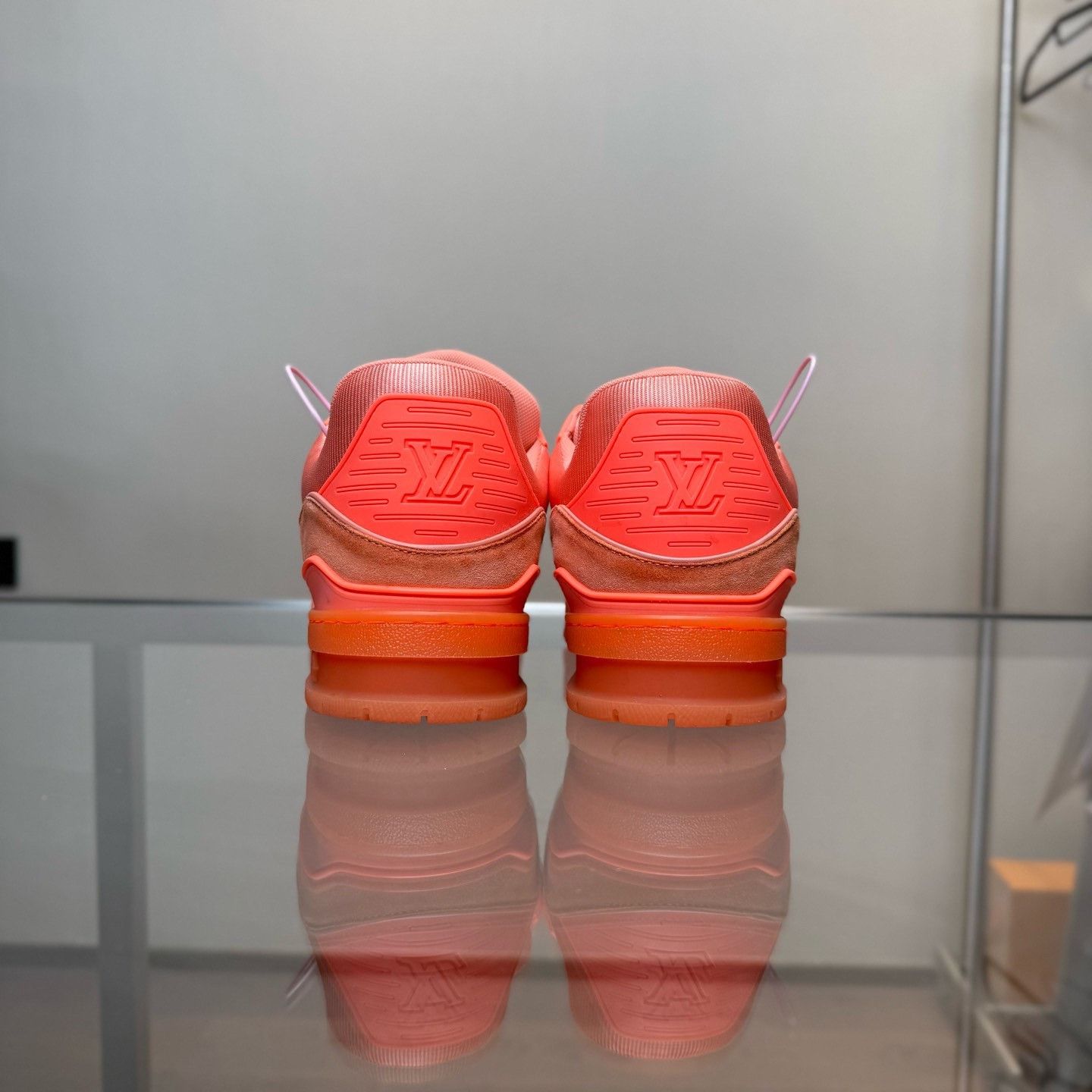 Louis Vuitton Louis Vuitton LV Trainer Orange Monogram Denim Size US 9.5 / EU 42-43 - 5 Thumbnail
