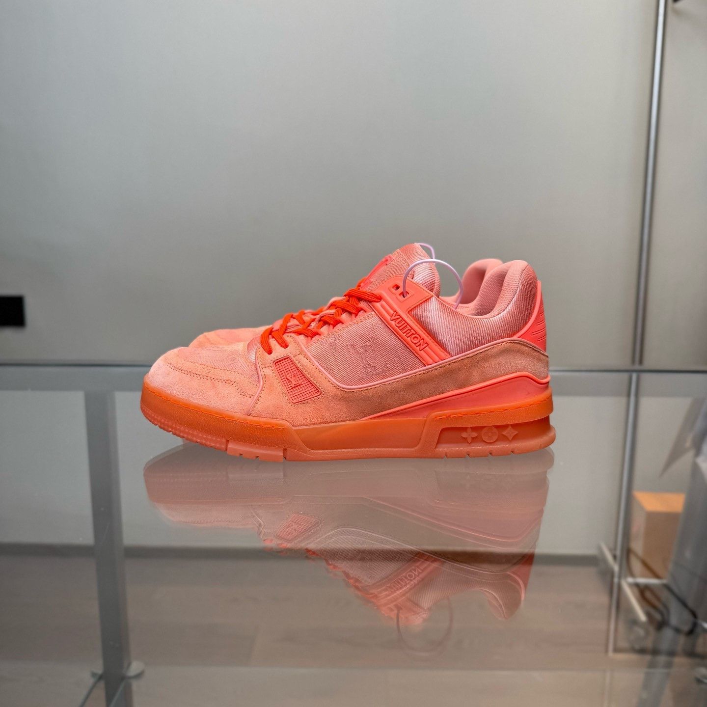 Louis Vuitton Louis Vuitton LV Trainer Orange Monogram Denim Size US 9.5 / EU 42-43 - 4 Thumbnail