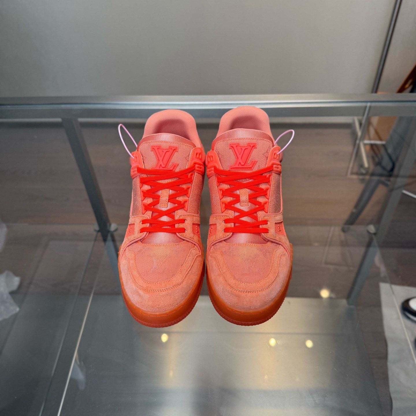 Louis Vuitton Louis Vuitton LV Trainer Orange Monogram Denim Size US 9.5 / EU 42-43 - 3 Thumbnail