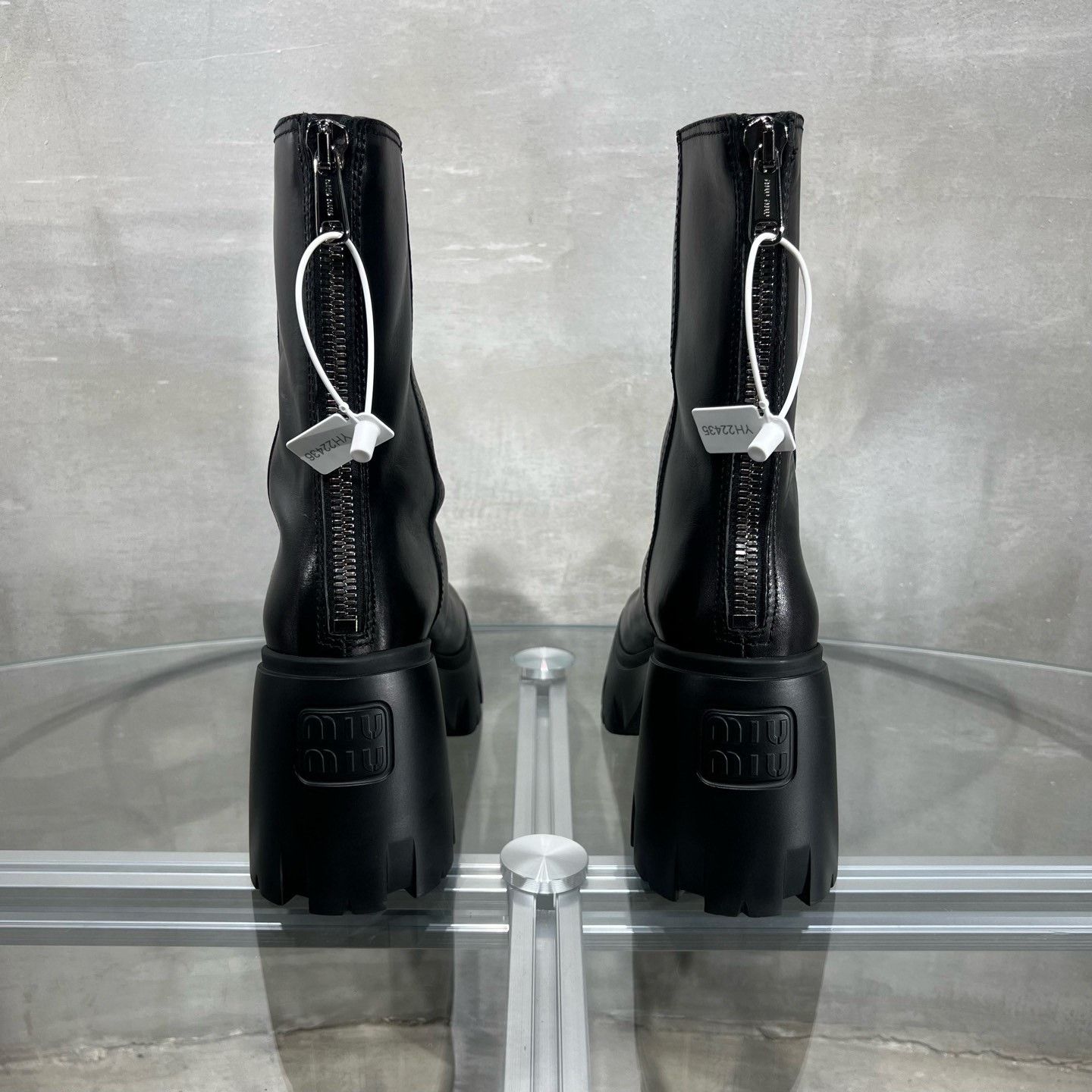 Miu Miu MIU MIU Black Ankle Boots Size US 7.5 / IT 37.5 - 6 Thumbnail