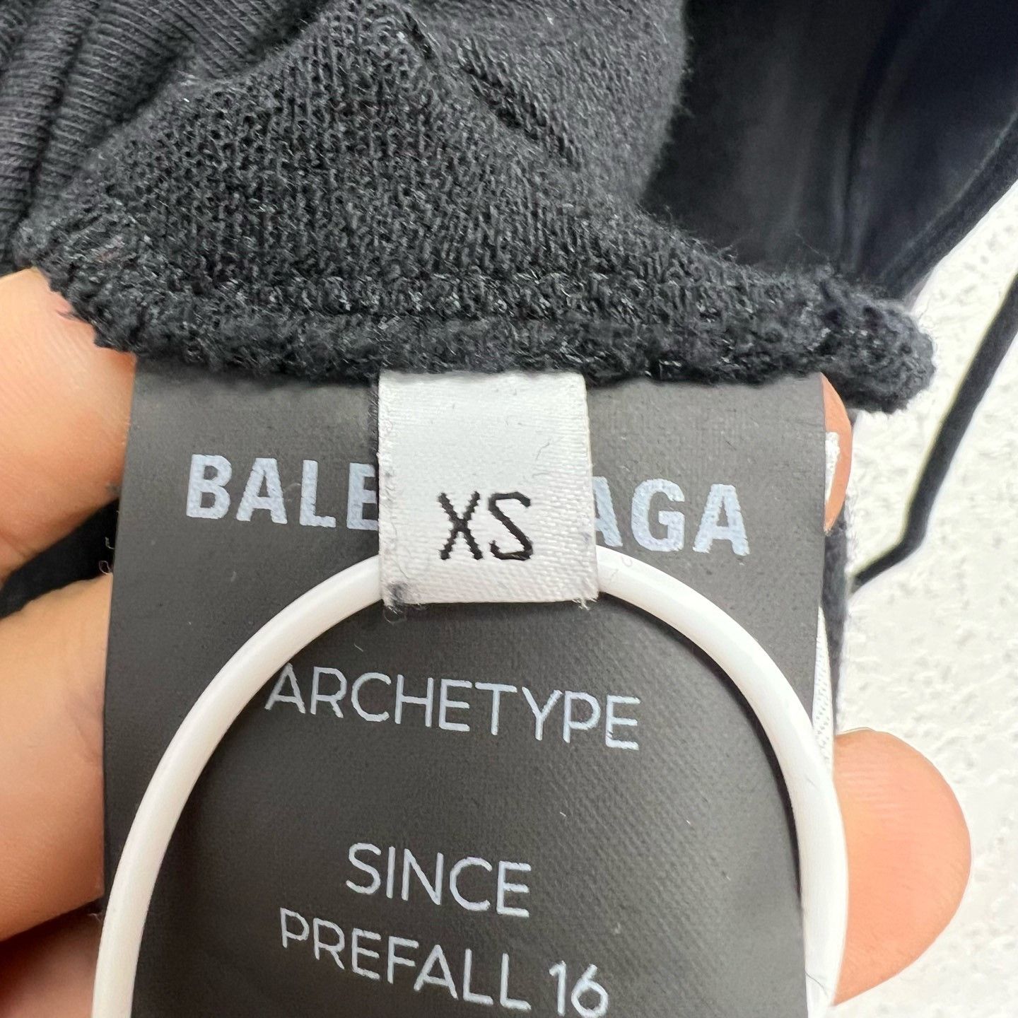 Balenciaga Balenciaga Small Logo Hoodie Size XS / US 0-2 / IT 36-38 - 4 Thumbnail