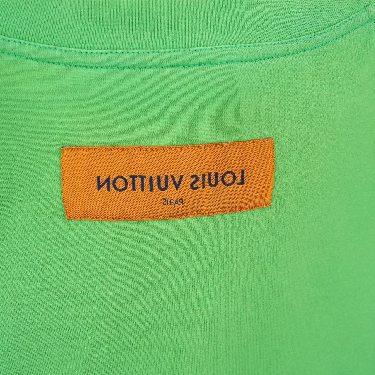 Louis Vuitton Louis Vuitton 3D Embossed Logo Short-Sleeve Size US XS / EU 42 / 0 - 5 Thumbnail