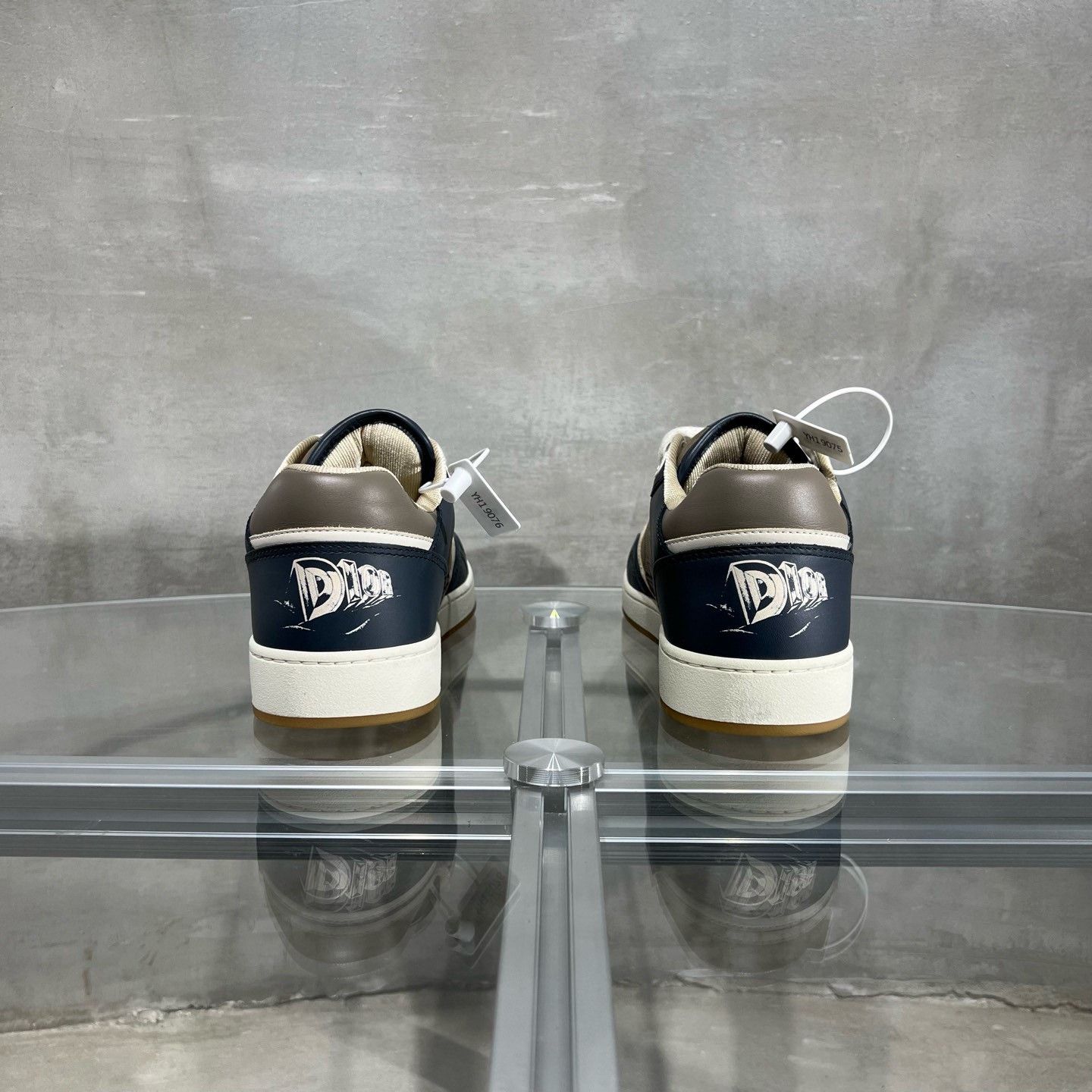 Dior Dior B27 Oblique Logo Sneakers Size US 9 / EU 42 - 5 Thumbnail